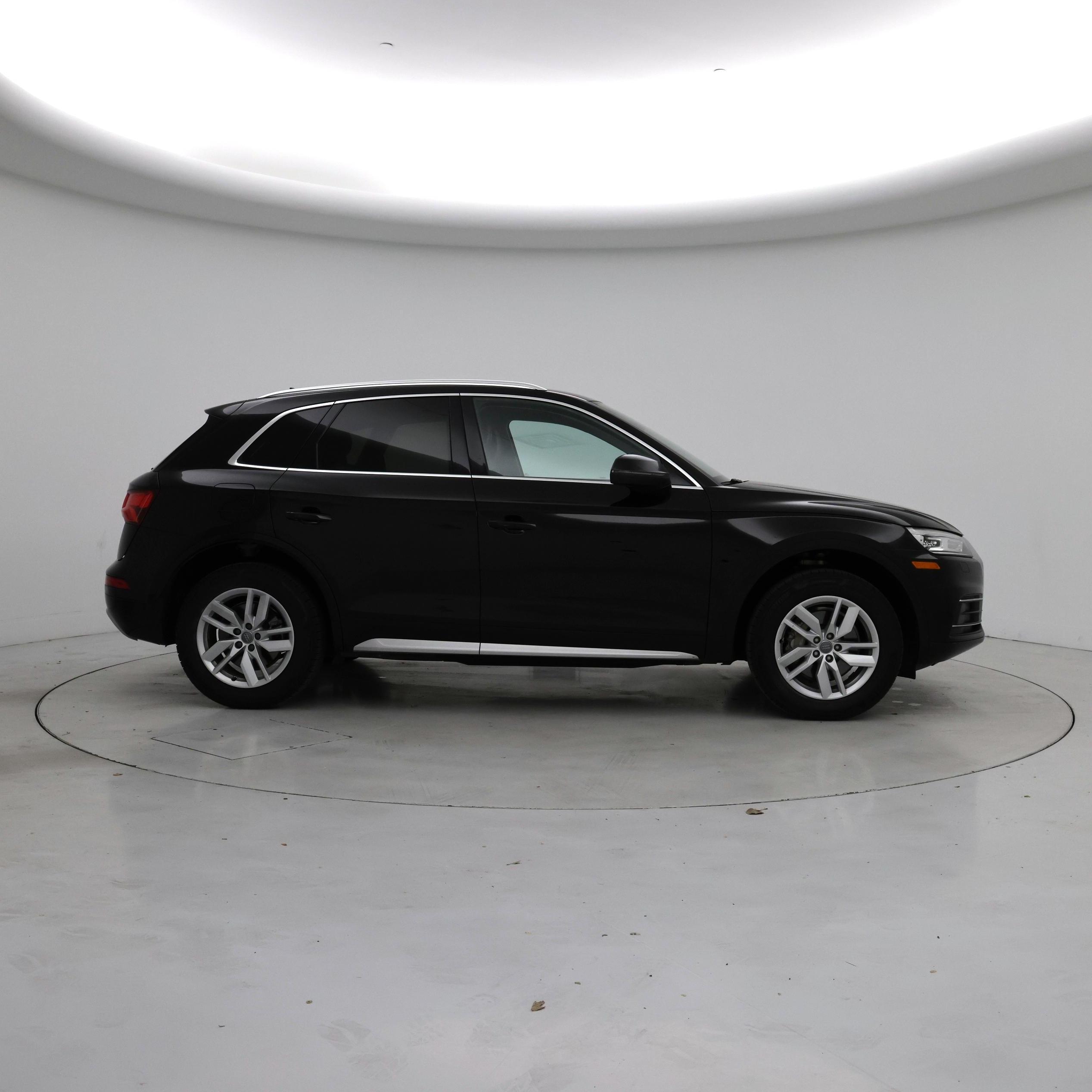 Thumbnail: 2020 Audi Q5 - 7