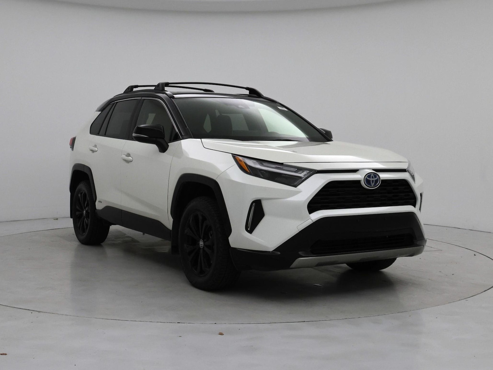 2022 Toyota RAV4 XSE - Photo 2