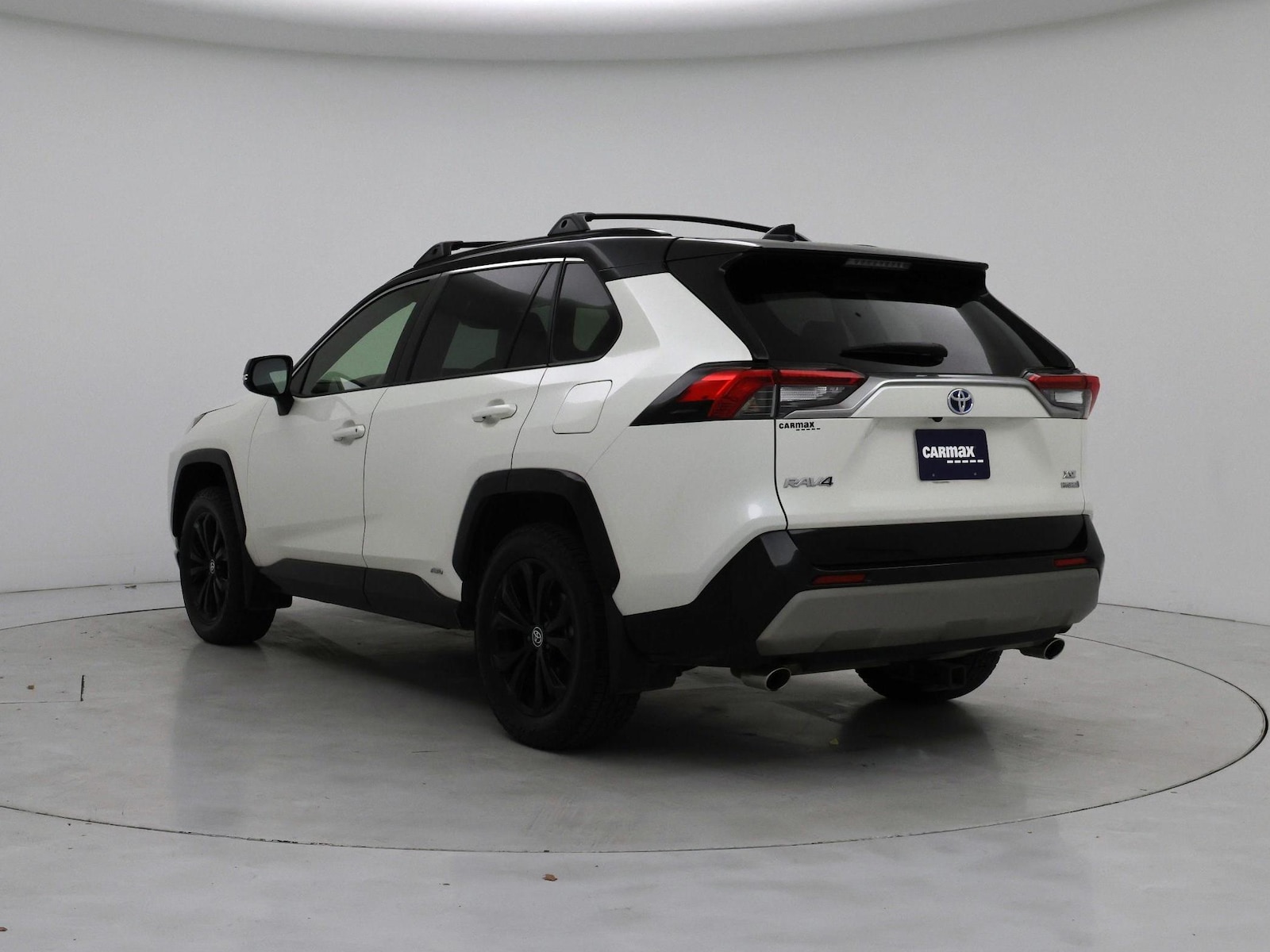 2022 Toyota RAV4 XSE - Photo 3