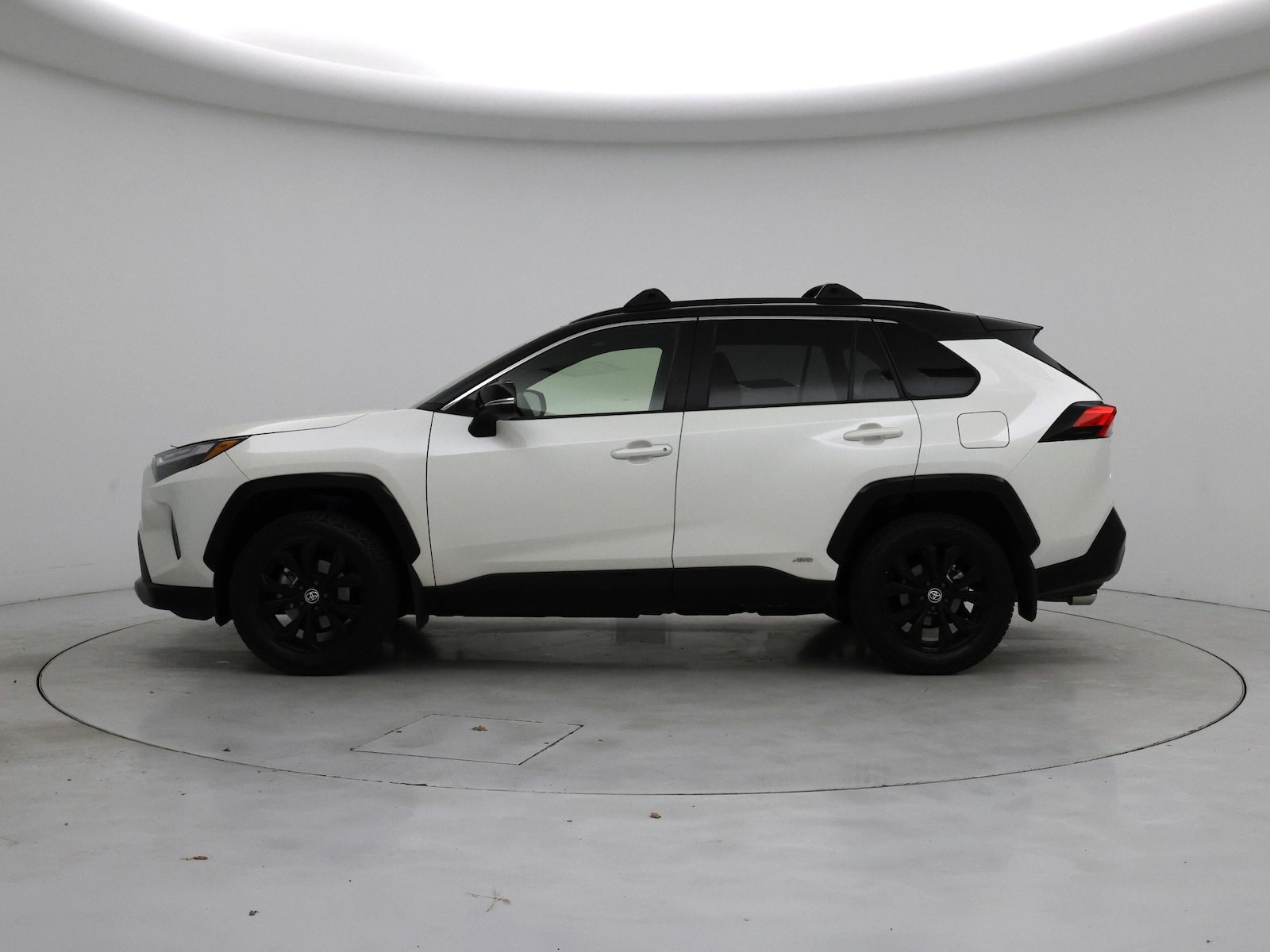 2022 Toyota RAV4 XSE - Photo 4
