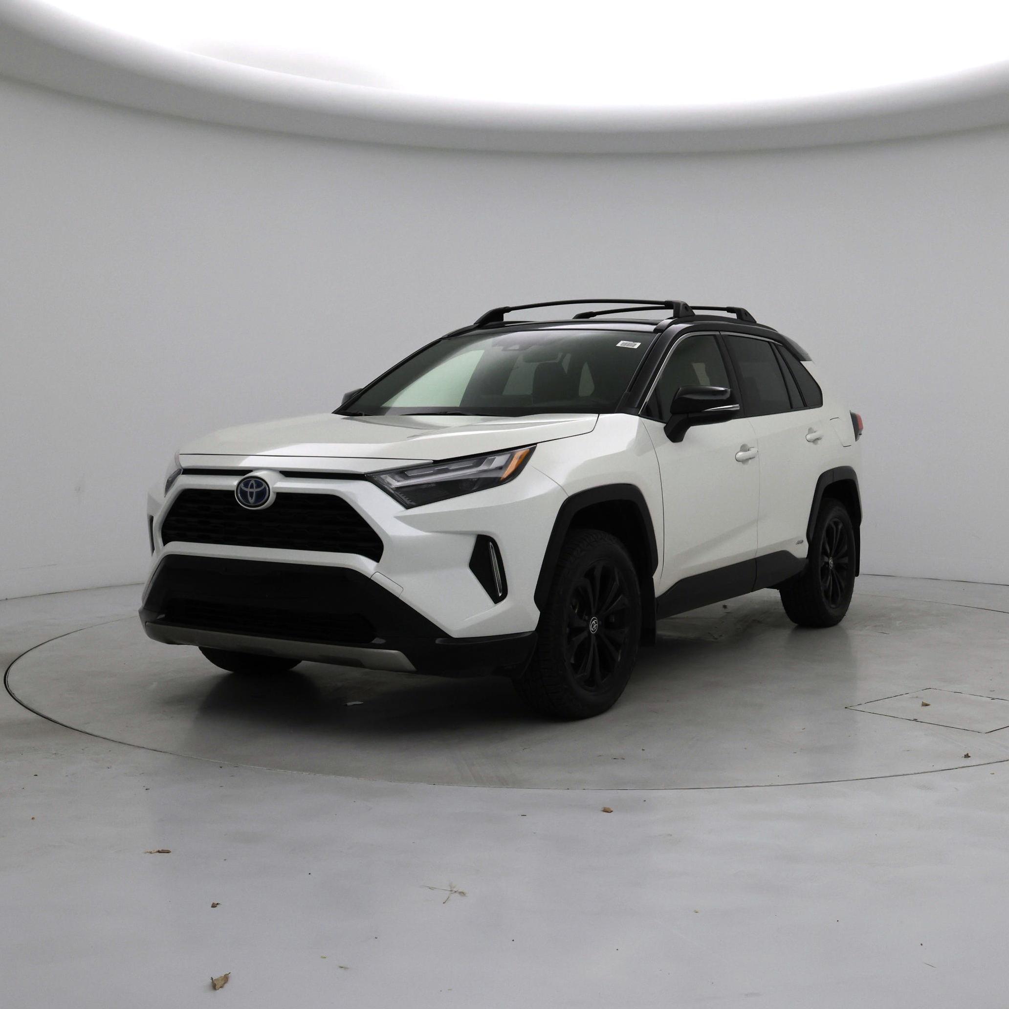 Thumbnail: 2022 Toyota RAV4 - 4