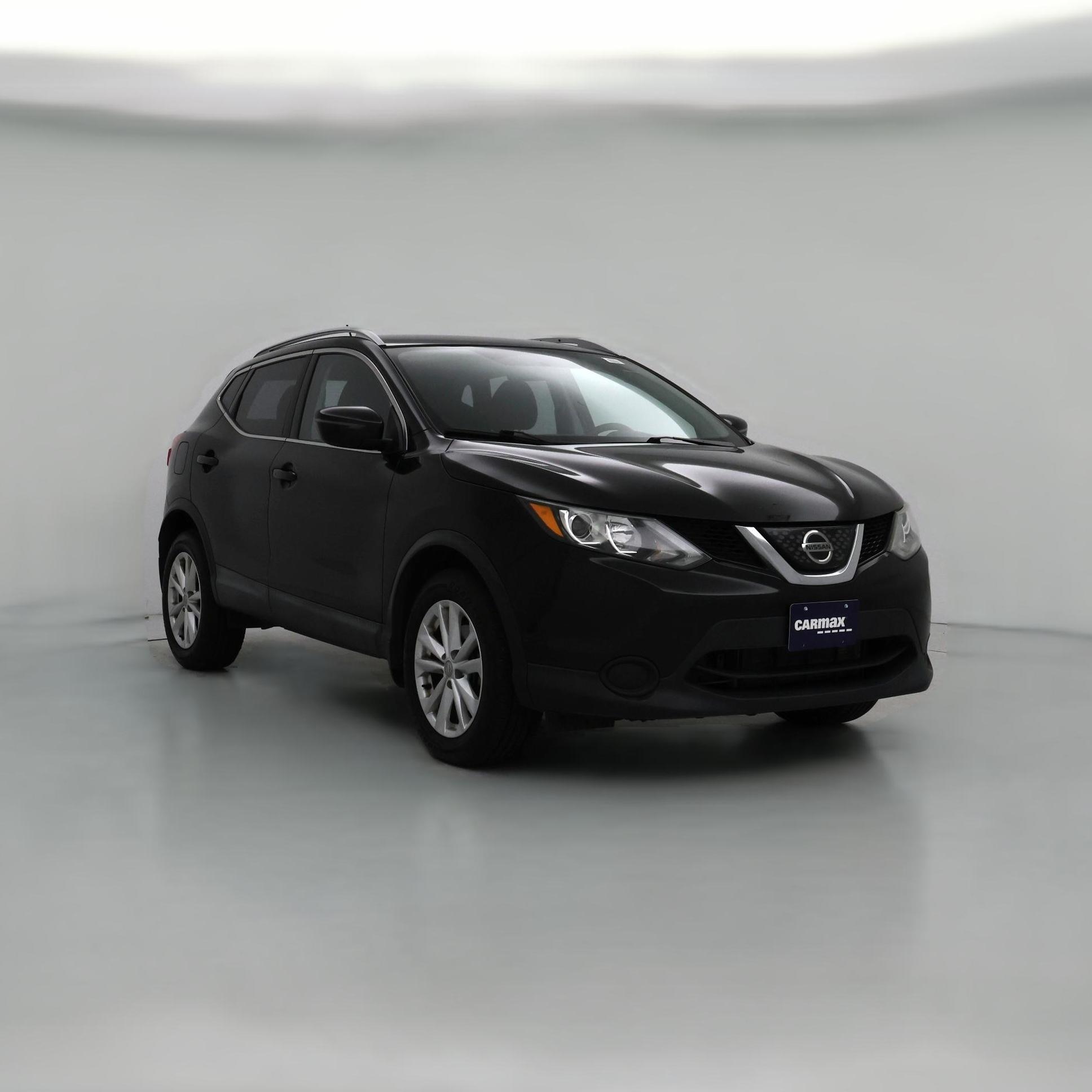 Thumbnail: 2018 Nissan Rogue Sport - 1