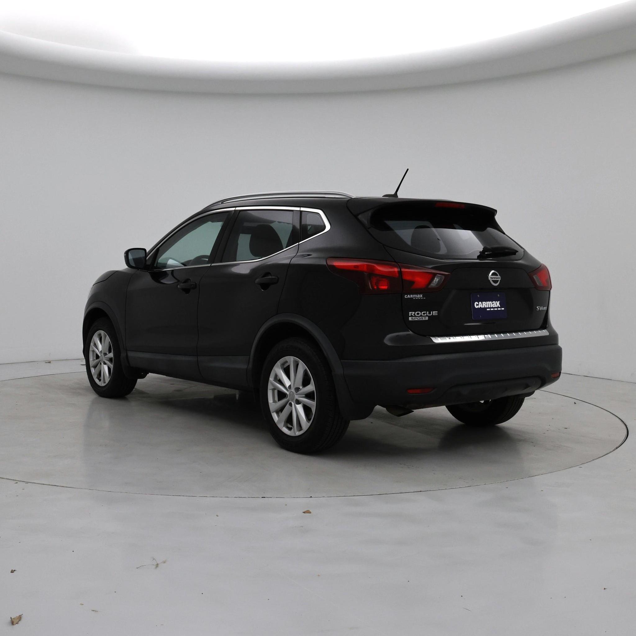 Thumbnail: 2018 Nissan Rogue Sport - 2