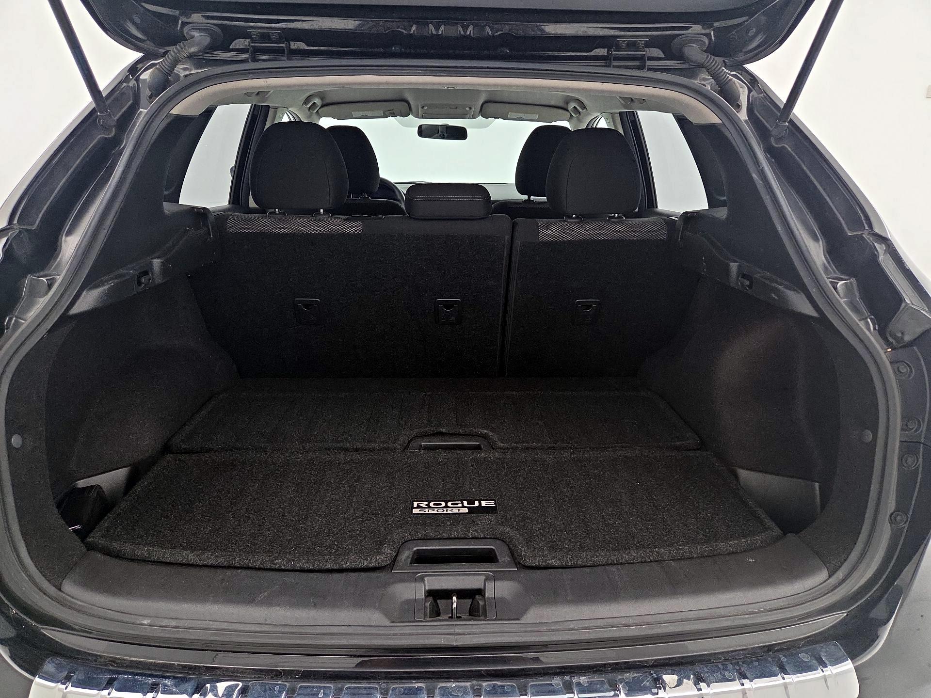 Thumbnail: 2018 Nissan Rogue Sport - 20