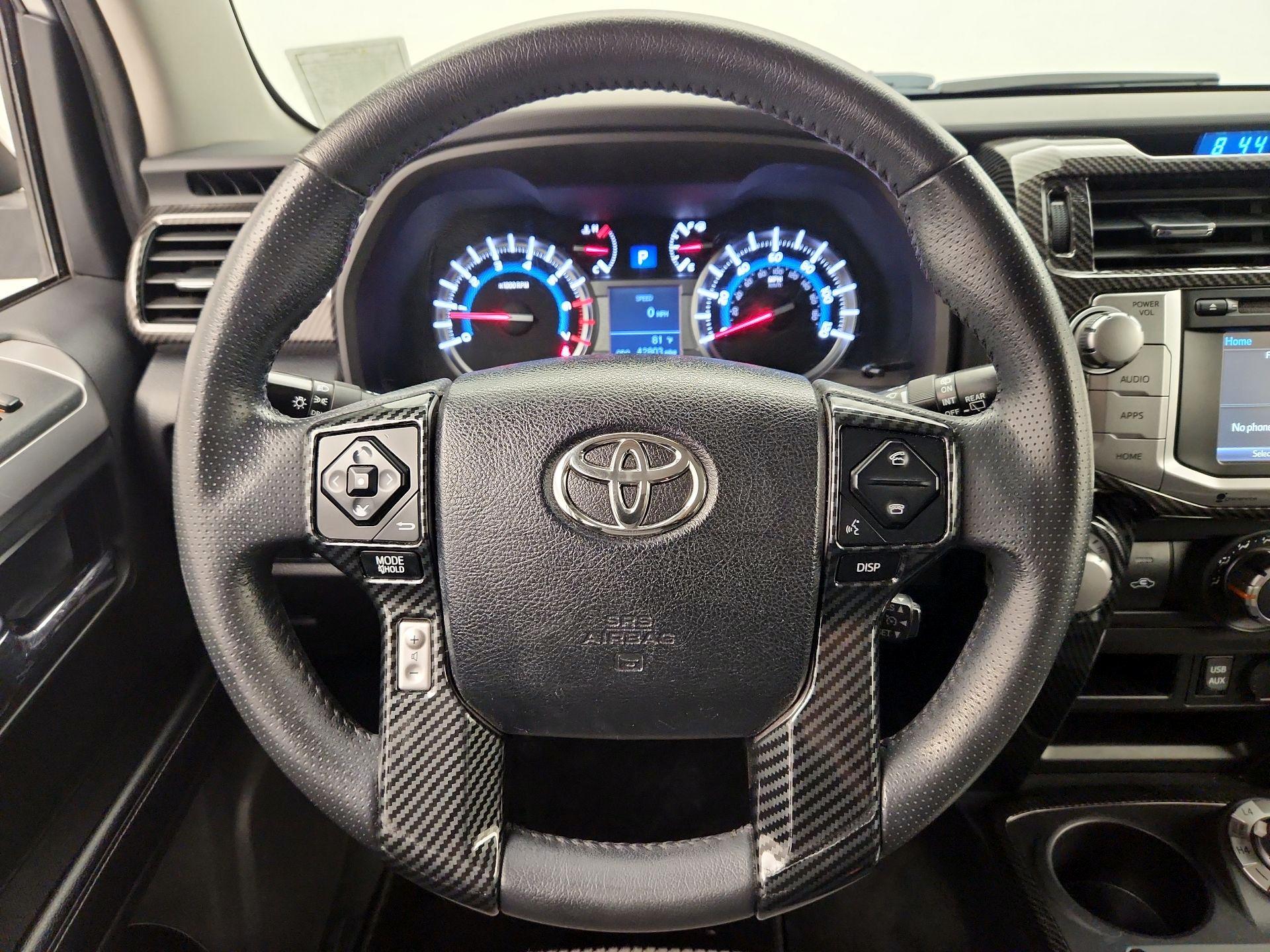 Thumbnail: 2018 Toyota 4Runner - 10