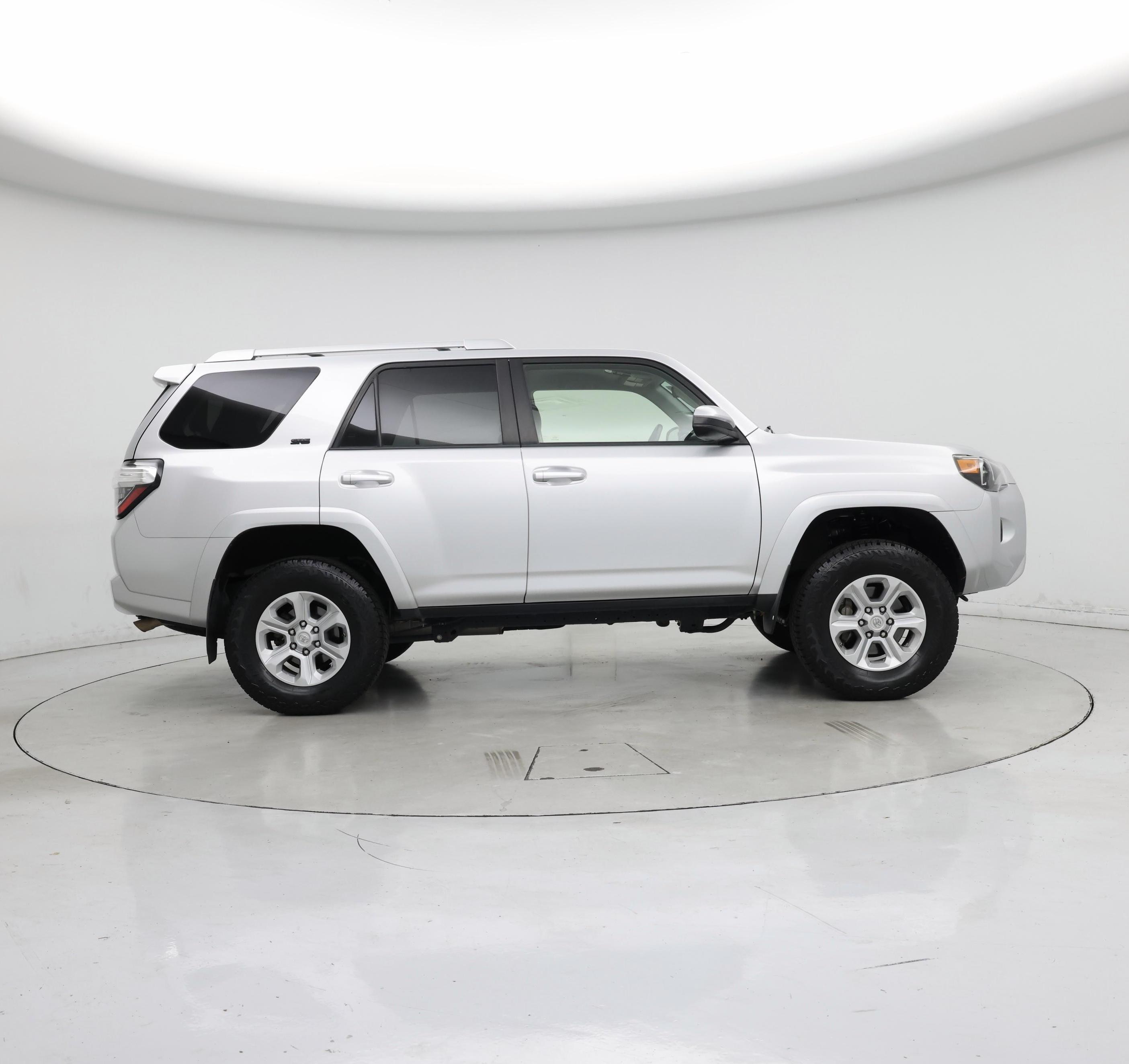 Thumbnail: 2018 Toyota 4Runner - 7
