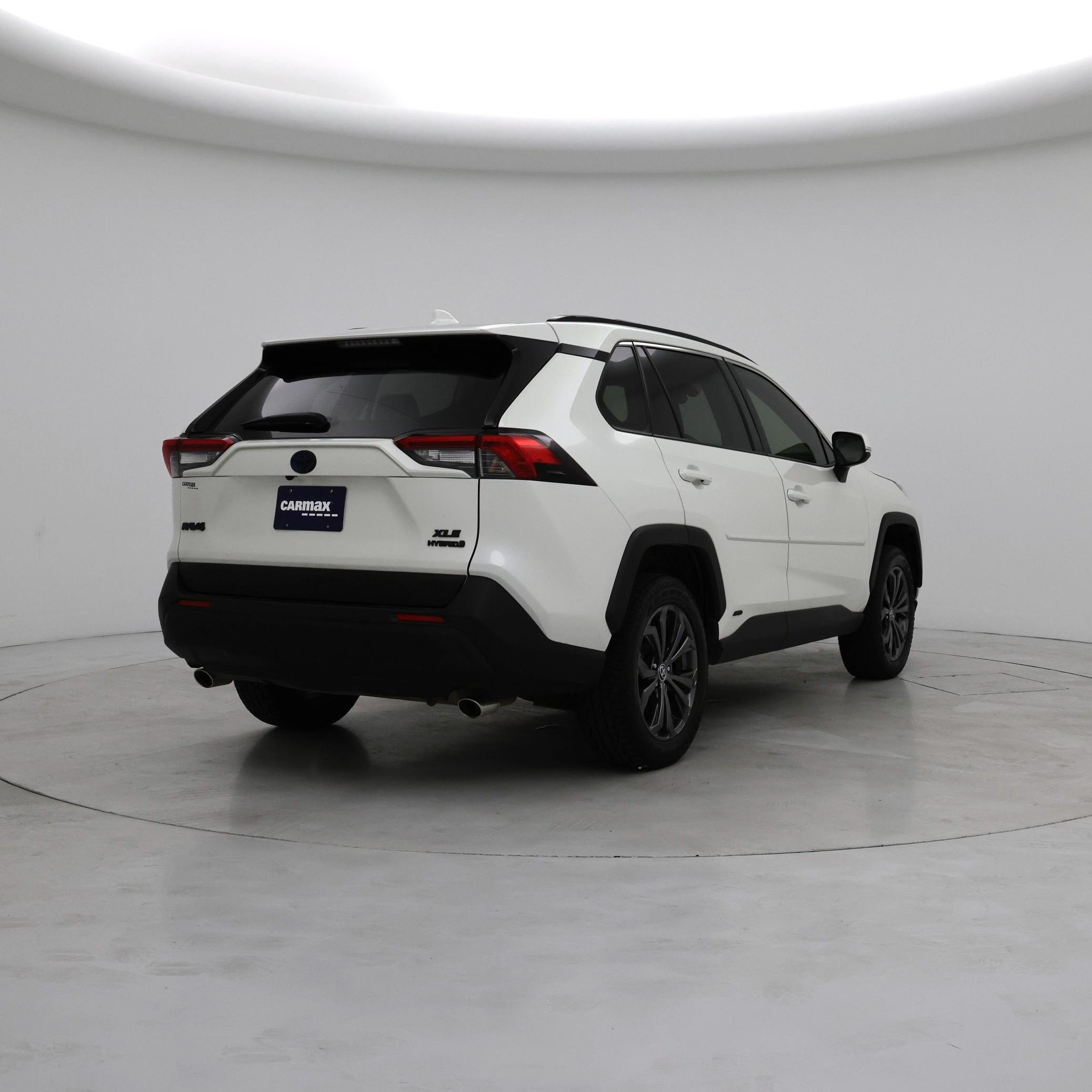 Thumbnail: 2022 Toyota RAV4 - 8