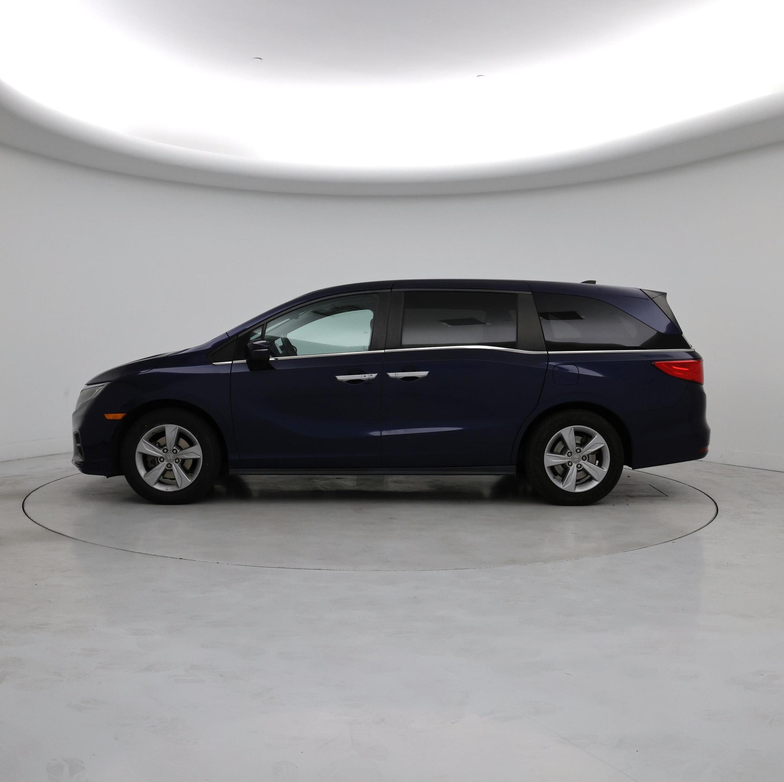 Thumbnail: 2019 Honda Odyssey - 3