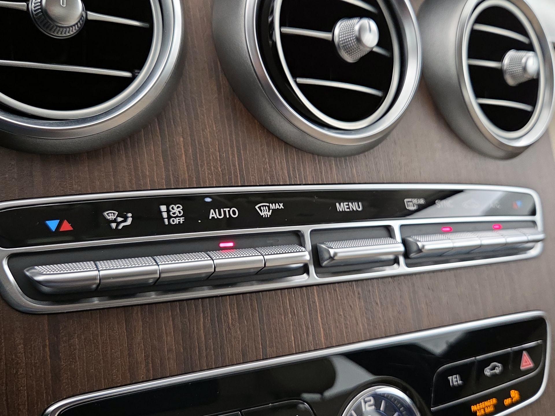 Thumbnail: 2019 Mercedes-Benz C-Class - 16