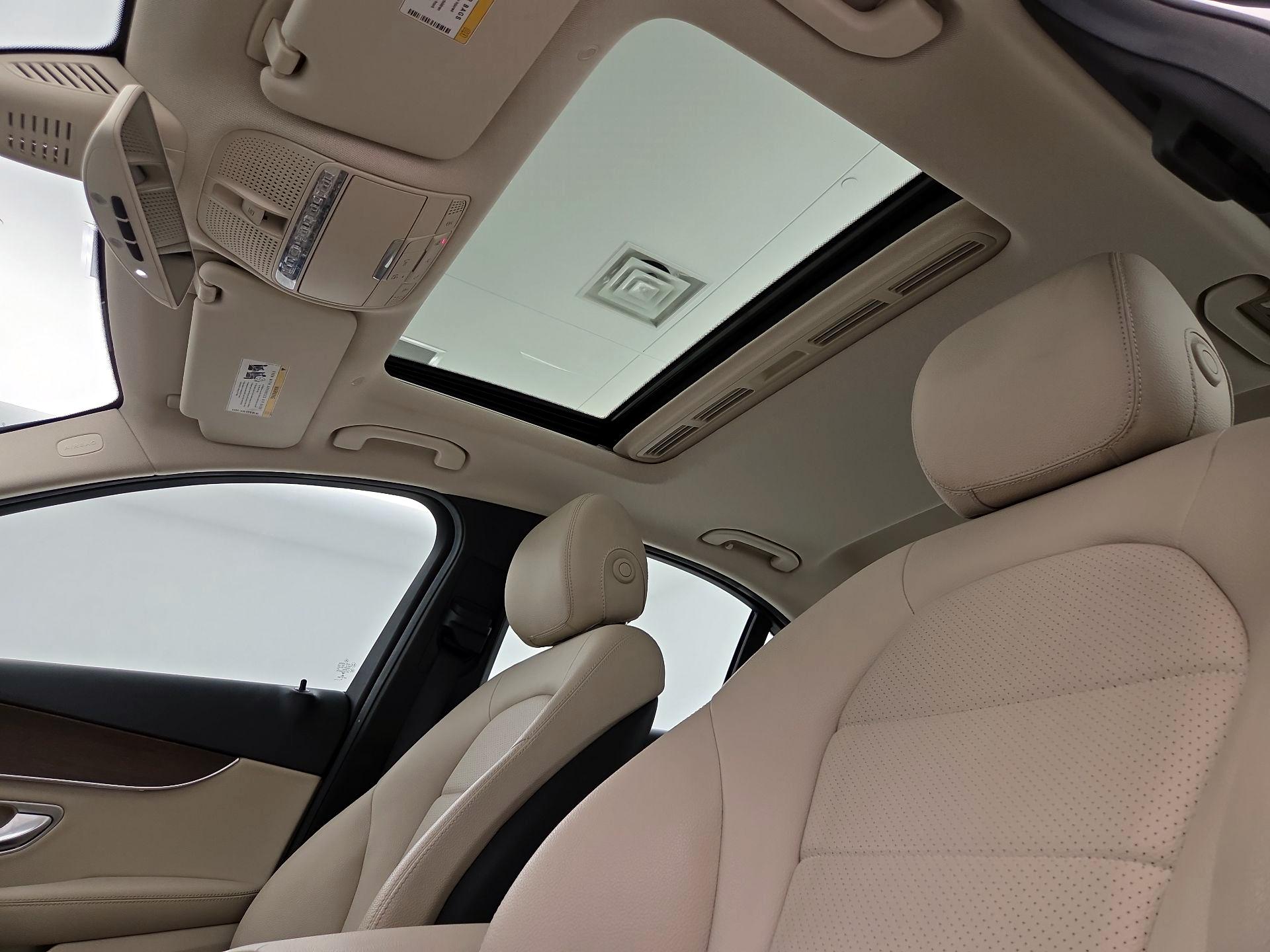 Thumbnail: 2019 Mercedes-Benz C-Class - 19
