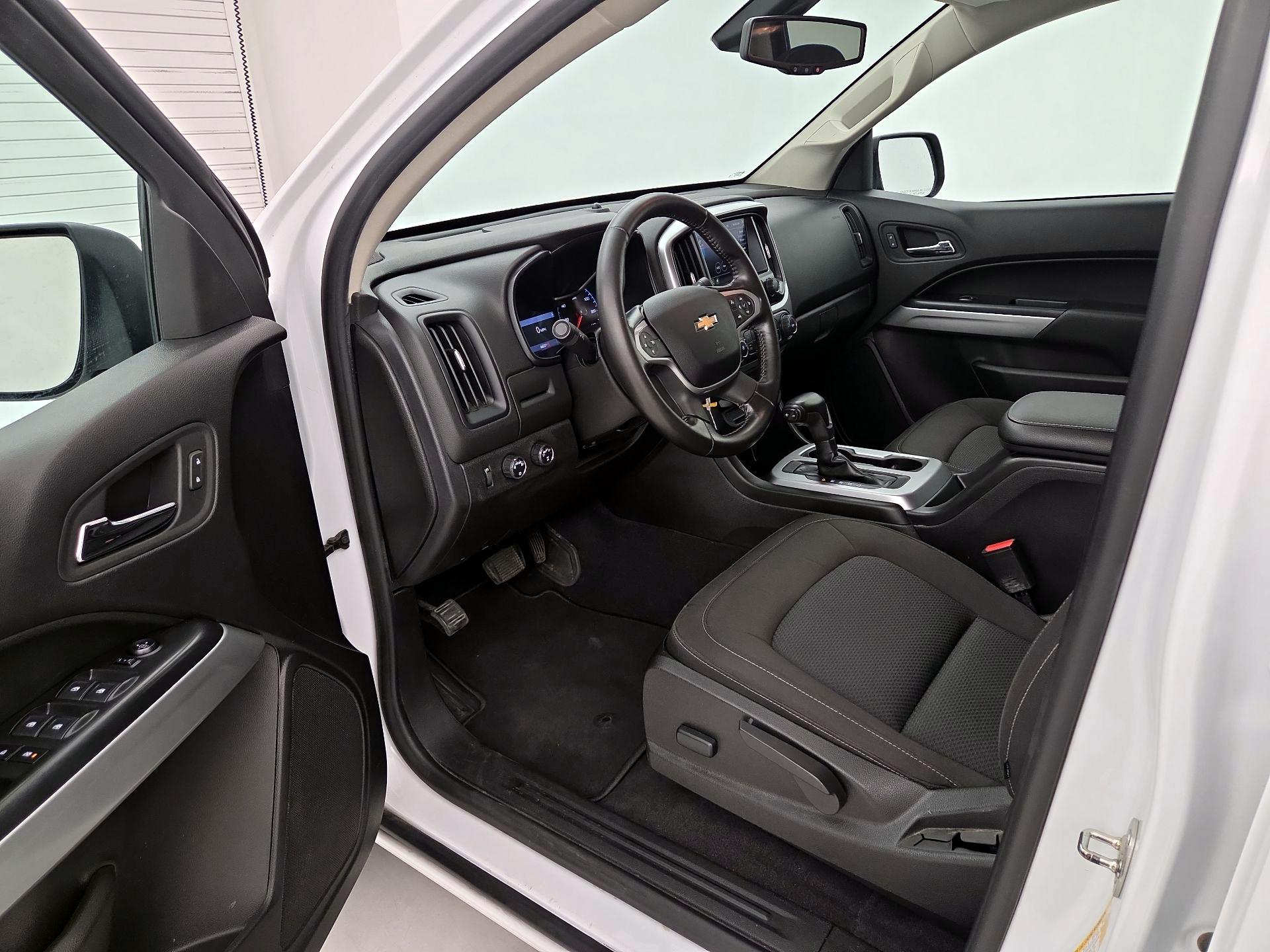 Thumbnail: 2019 Chevrolet Colorado - 11