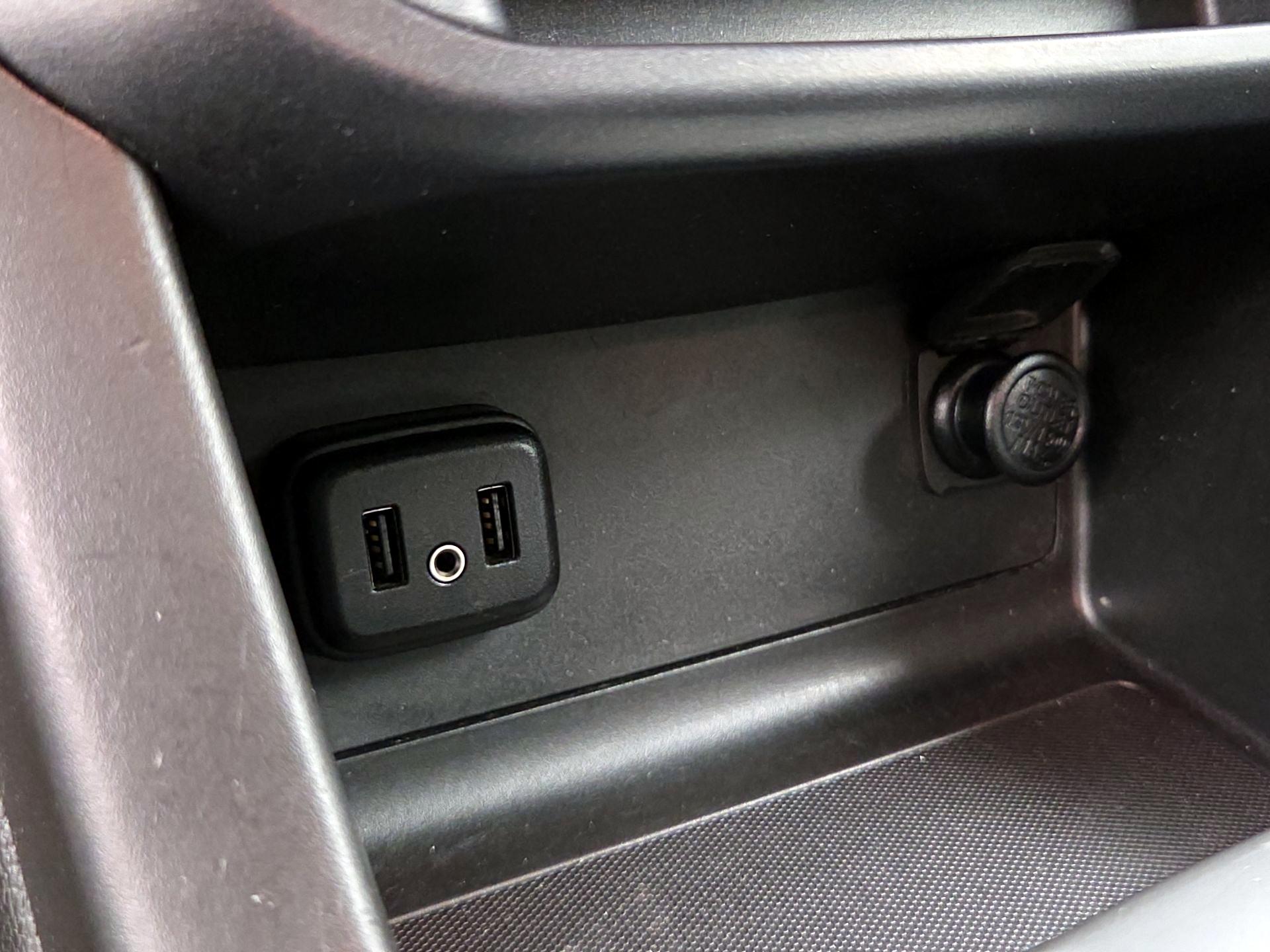 Thumbnail: 2019 Chevrolet Colorado - 18