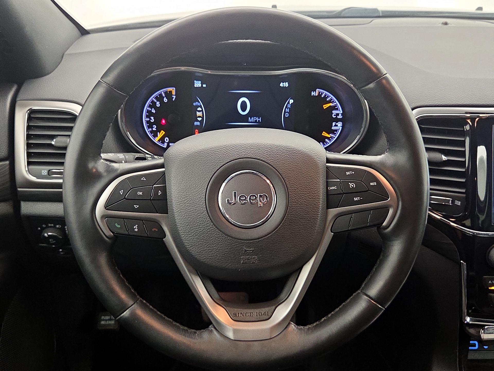Thumbnail: 2020 Jeep Grand Cherokee - 10