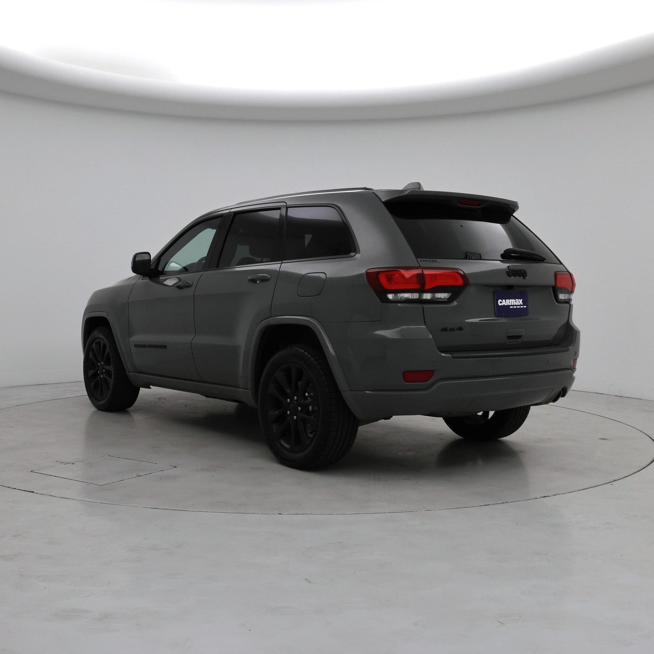 Thumbnail: 2020 Jeep Grand Cherokee - 2