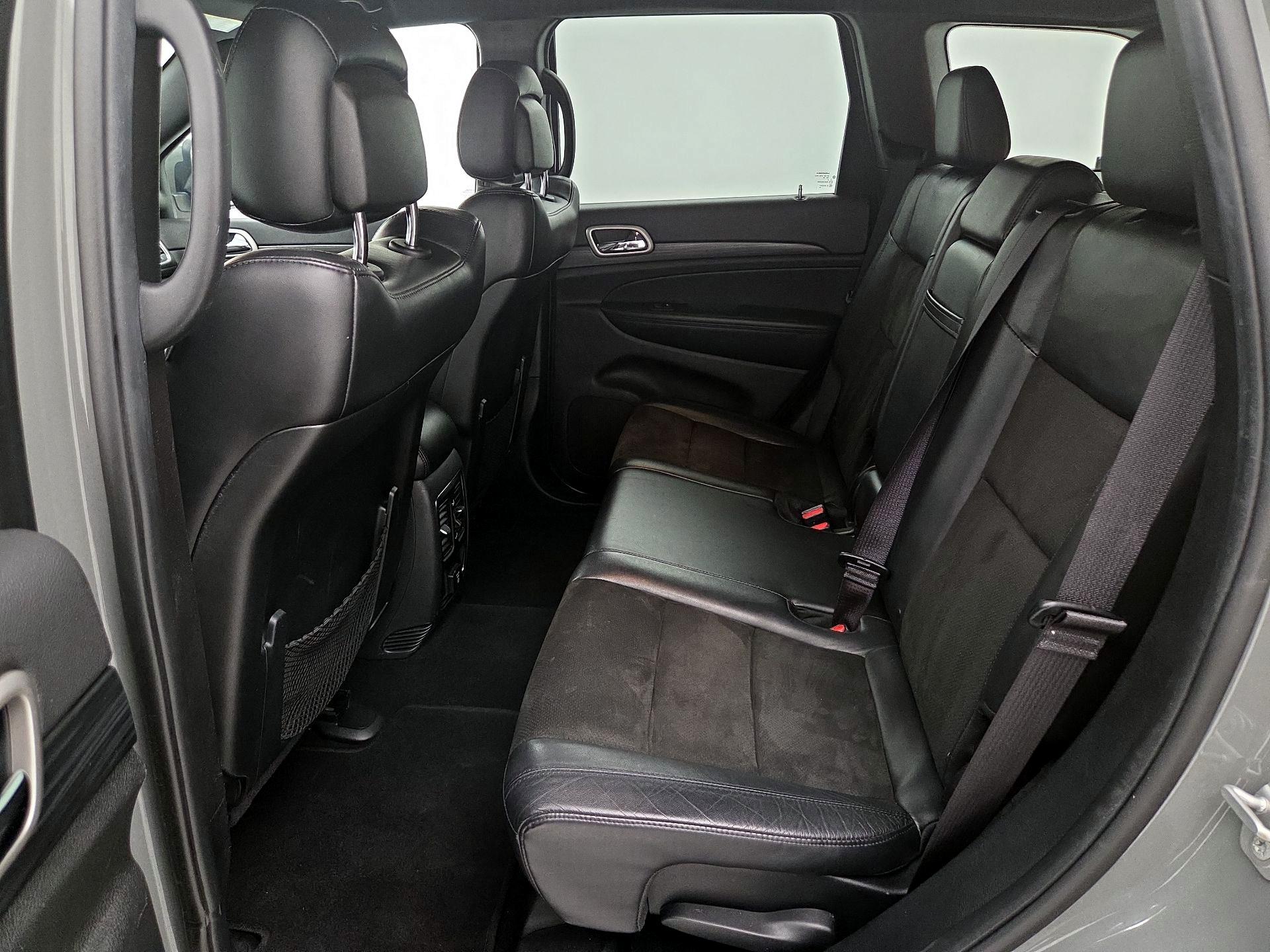 Thumbnail: 2020 Jeep Grand Cherokee - 20