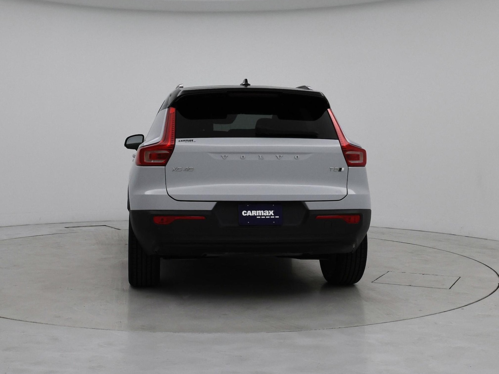 2021 Volvo XC40 R-Design - Photo 7