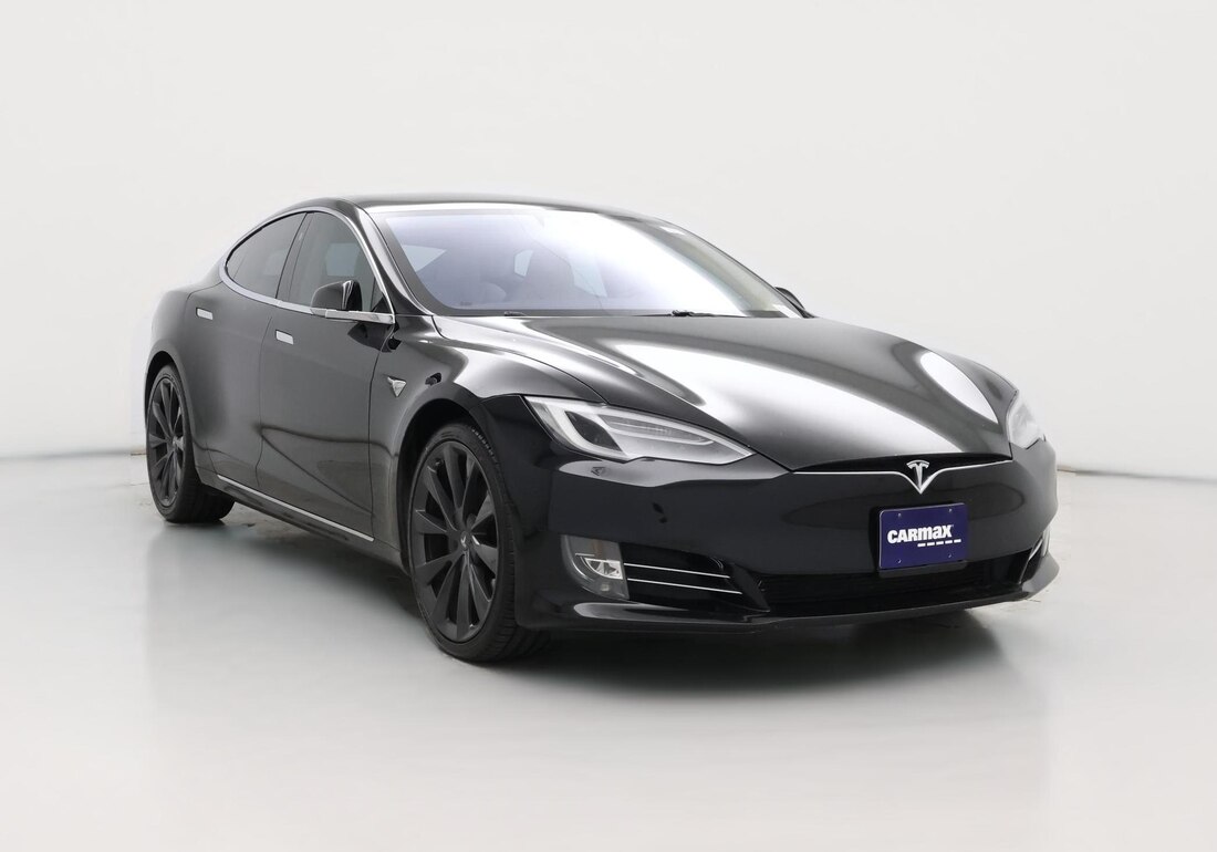 2019 Tesla Model S 100D Long Range in Black — CarMax photo