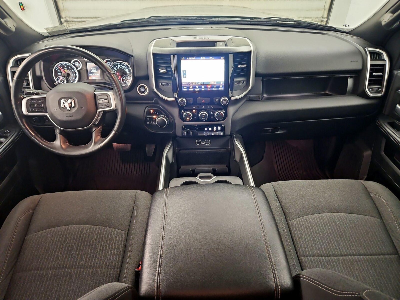 Apple CarPlay® & Android Auto™