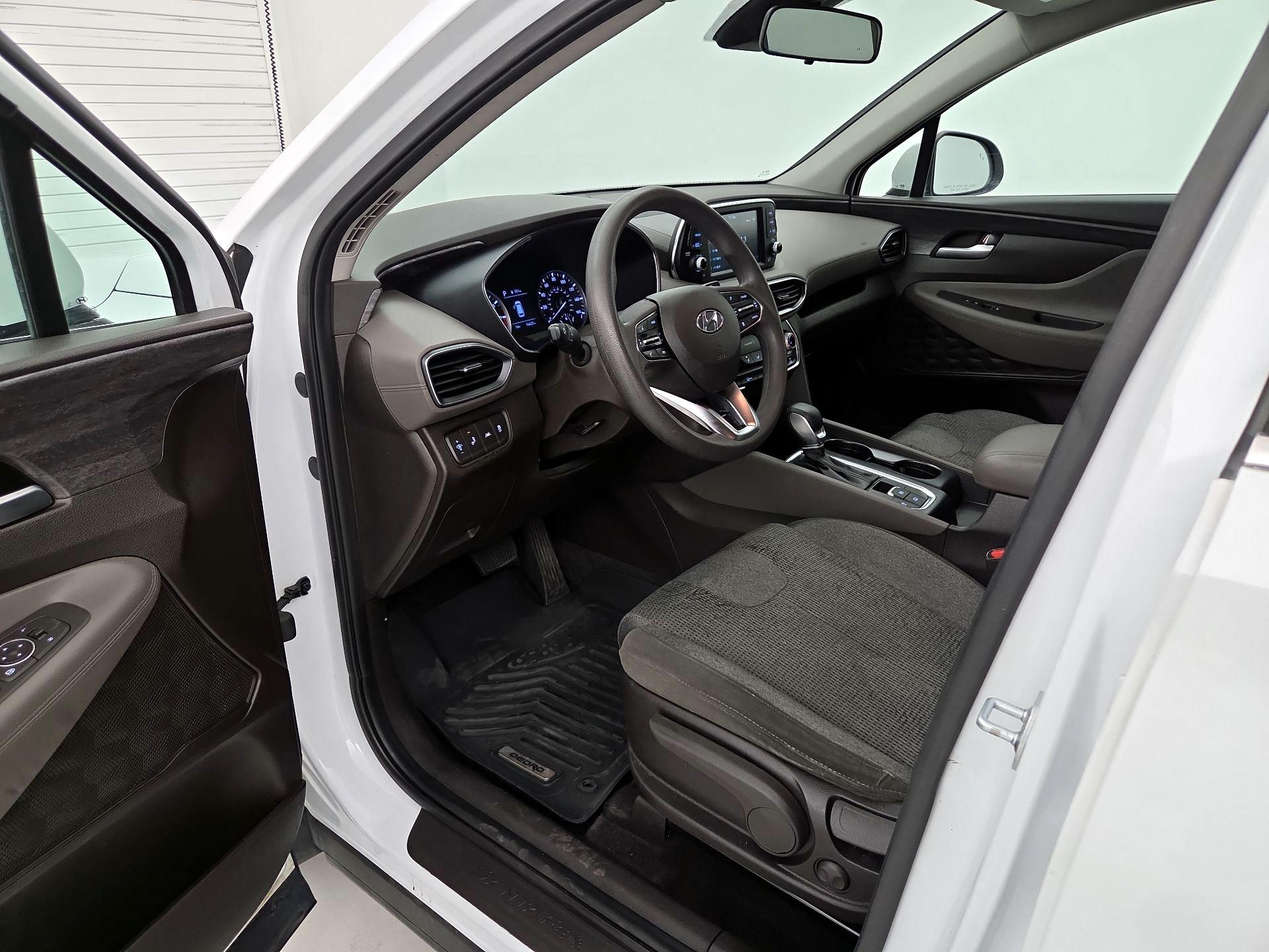 Thumbnail: 2019 Hyundai Santa Fe - 11