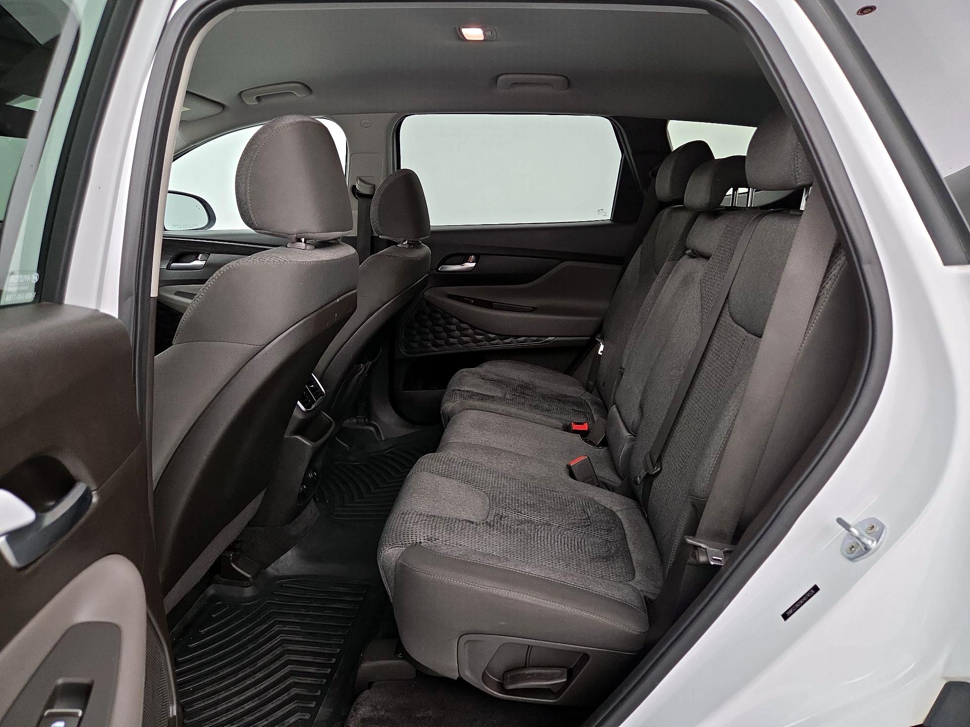 Thumbnail: 2019 Hyundai Santa Fe - 19