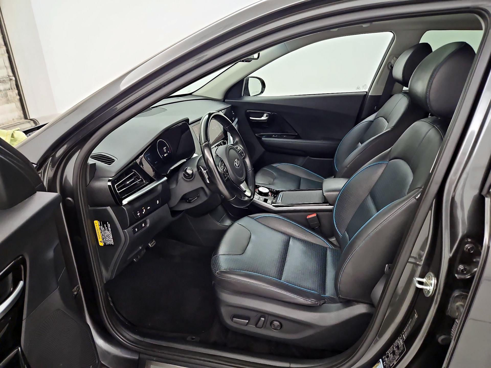 Thumbnail: 2020 Kia Niro - 11