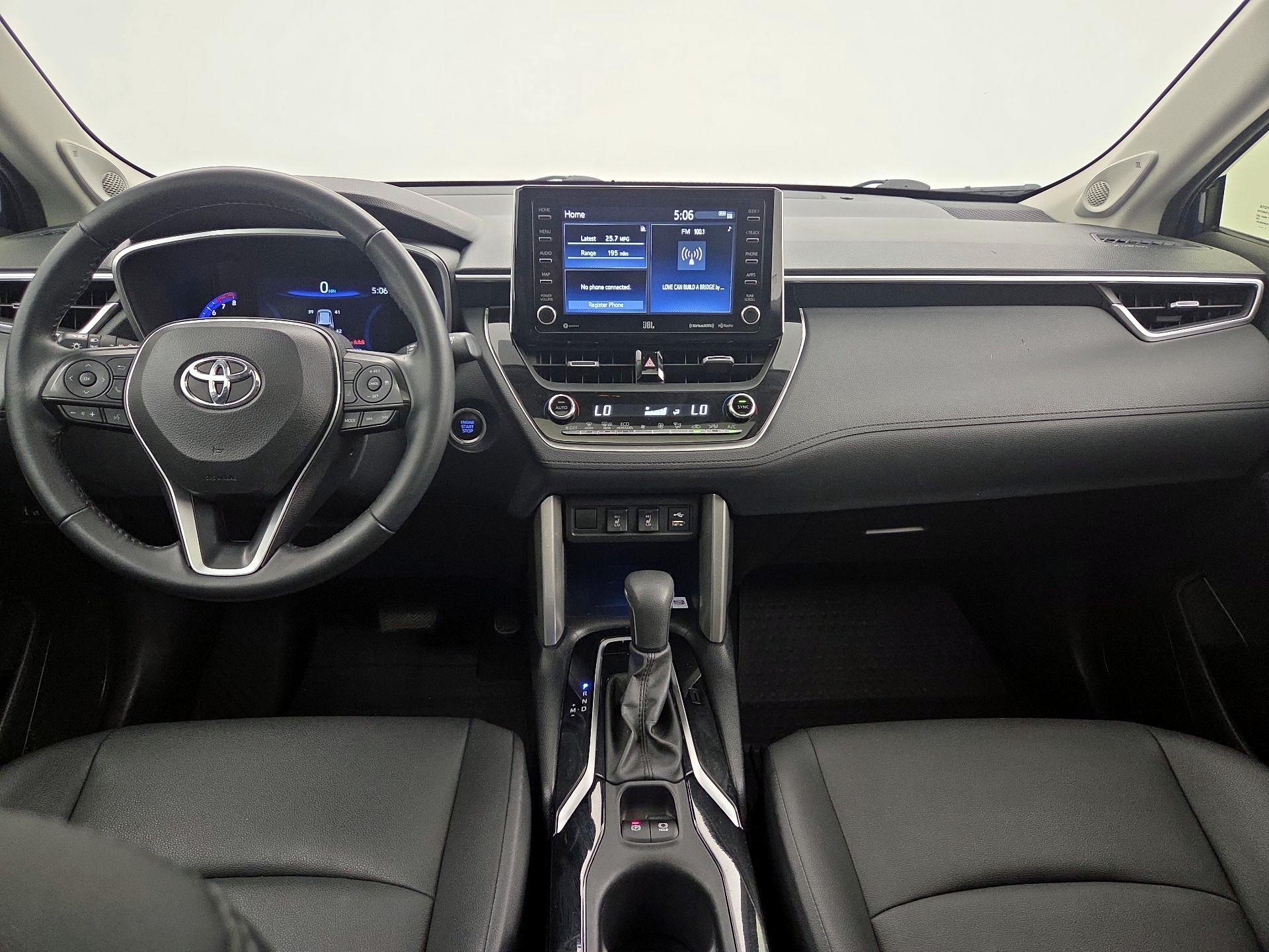Thumbnail: 2022 Toyota Corolla Cross - 9