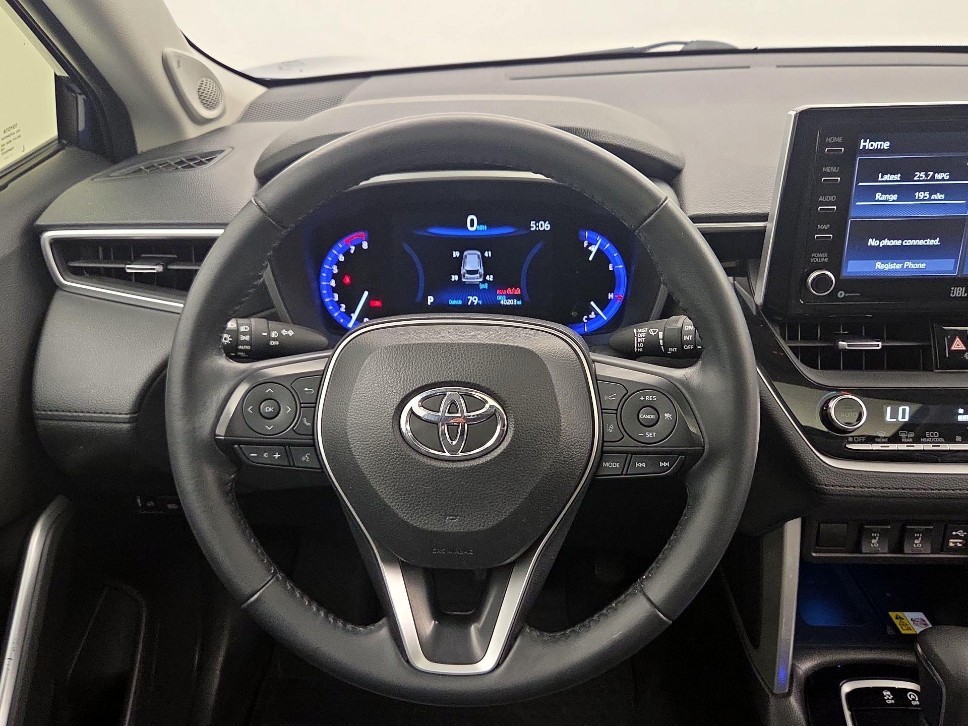 Thumbnail: 2022 Toyota Corolla Cross - 10