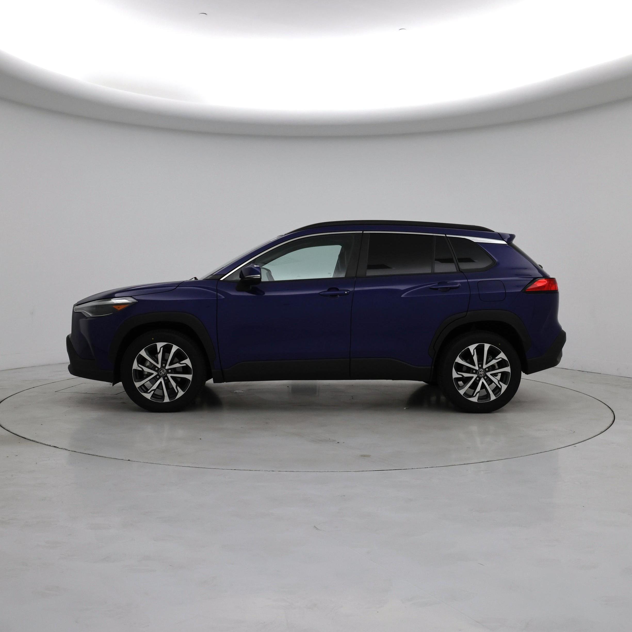 Thumbnail: 2022 Toyota Corolla Cross - 3