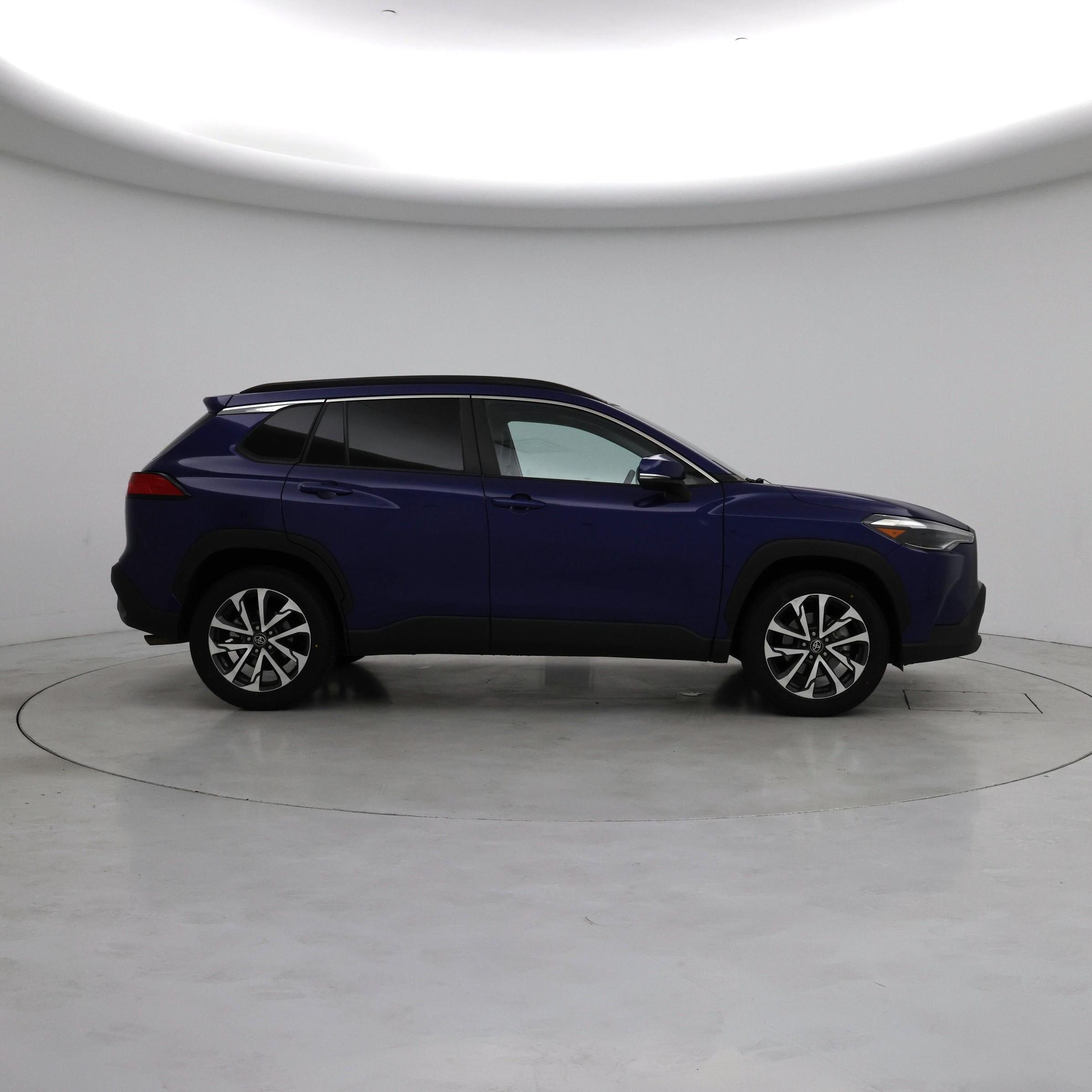 Thumbnail: 2022 Toyota Corolla Cross - 7