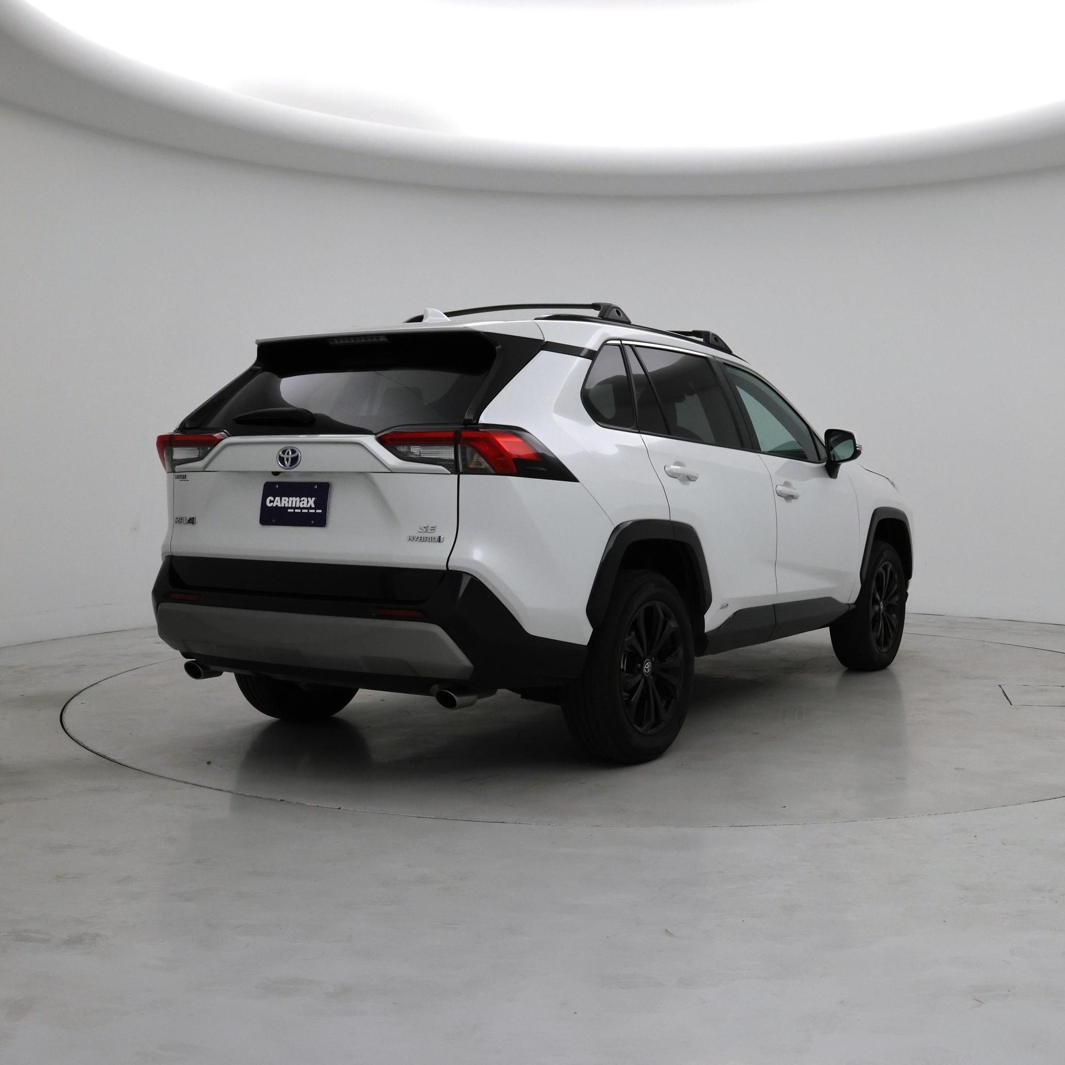 Thumbnail: 2024 Toyota RAV4 - 8