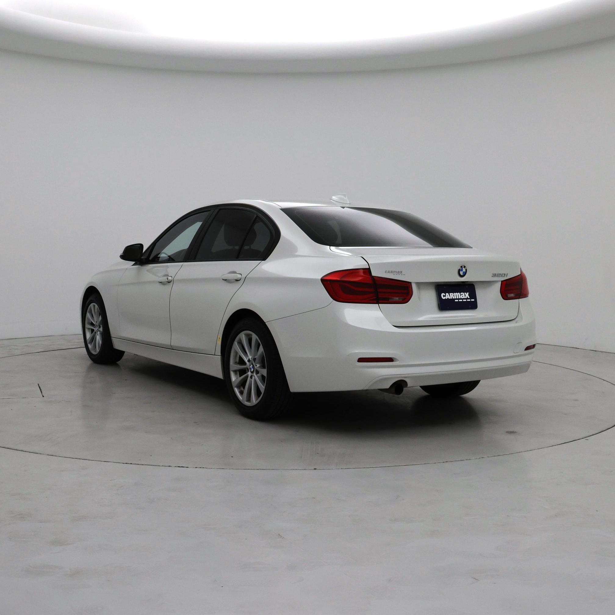 Thumbnail: 2018 BMW 3 Series - 2
