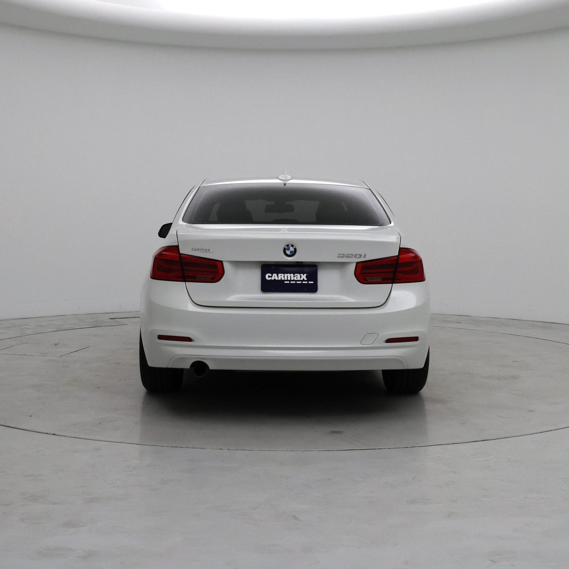 Thumbnail: 2018 BMW 3 Series - 6