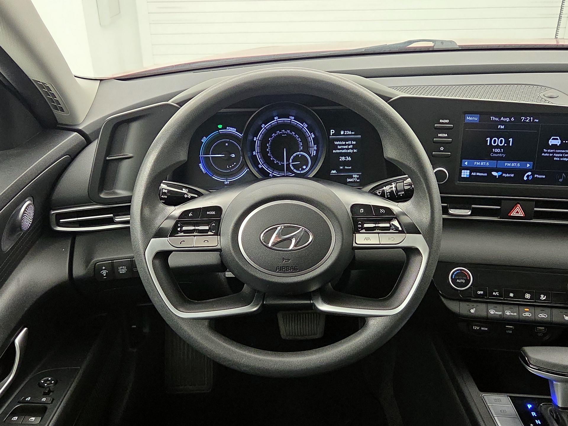 Thumbnail: 2023 Hyundai Elantra - 10