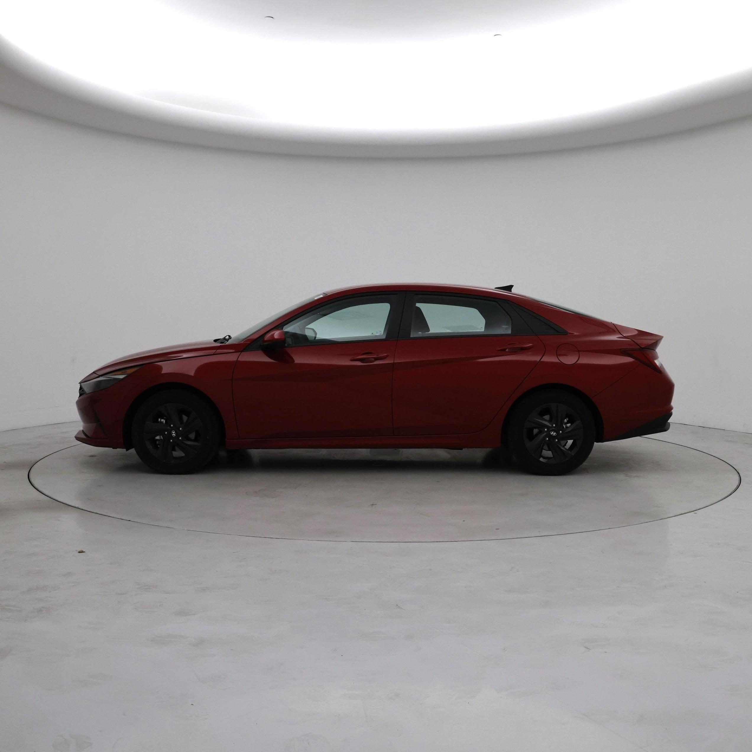 Thumbnail: 2023 Hyundai Elantra - 3