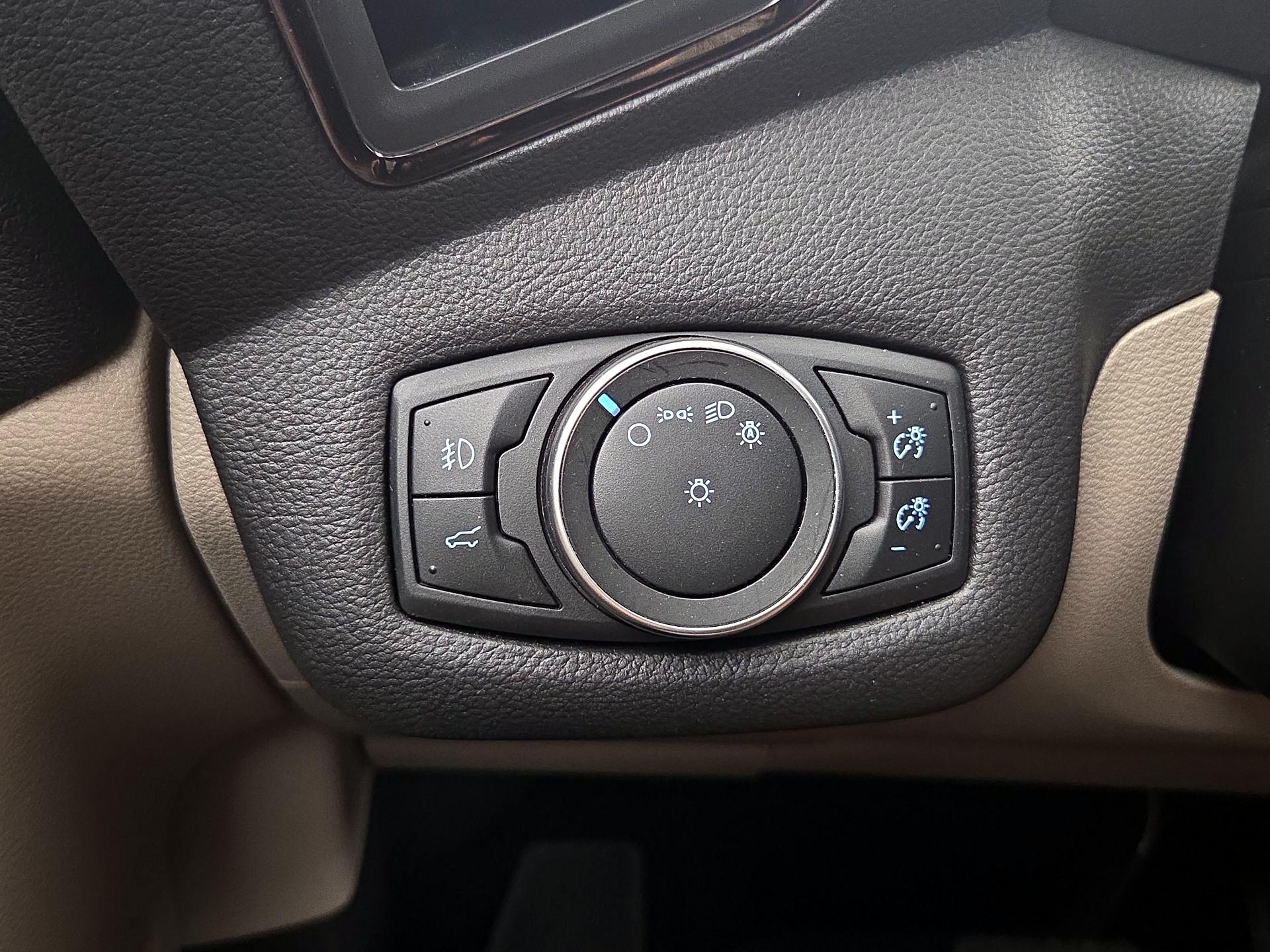 Thumbnail: 2017 Ford Escape - 13