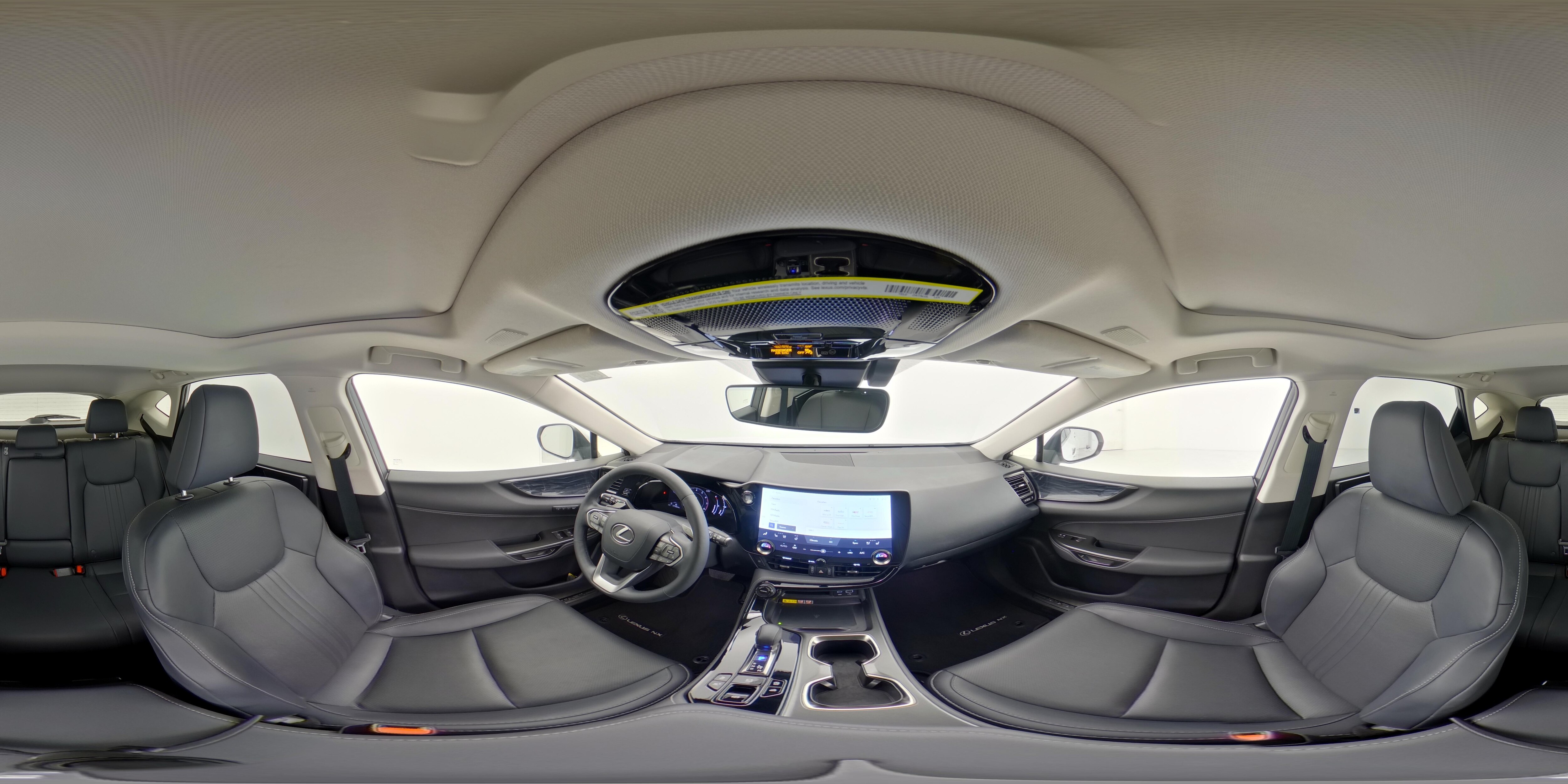 2025 Lexus NX 350 - Photo 25