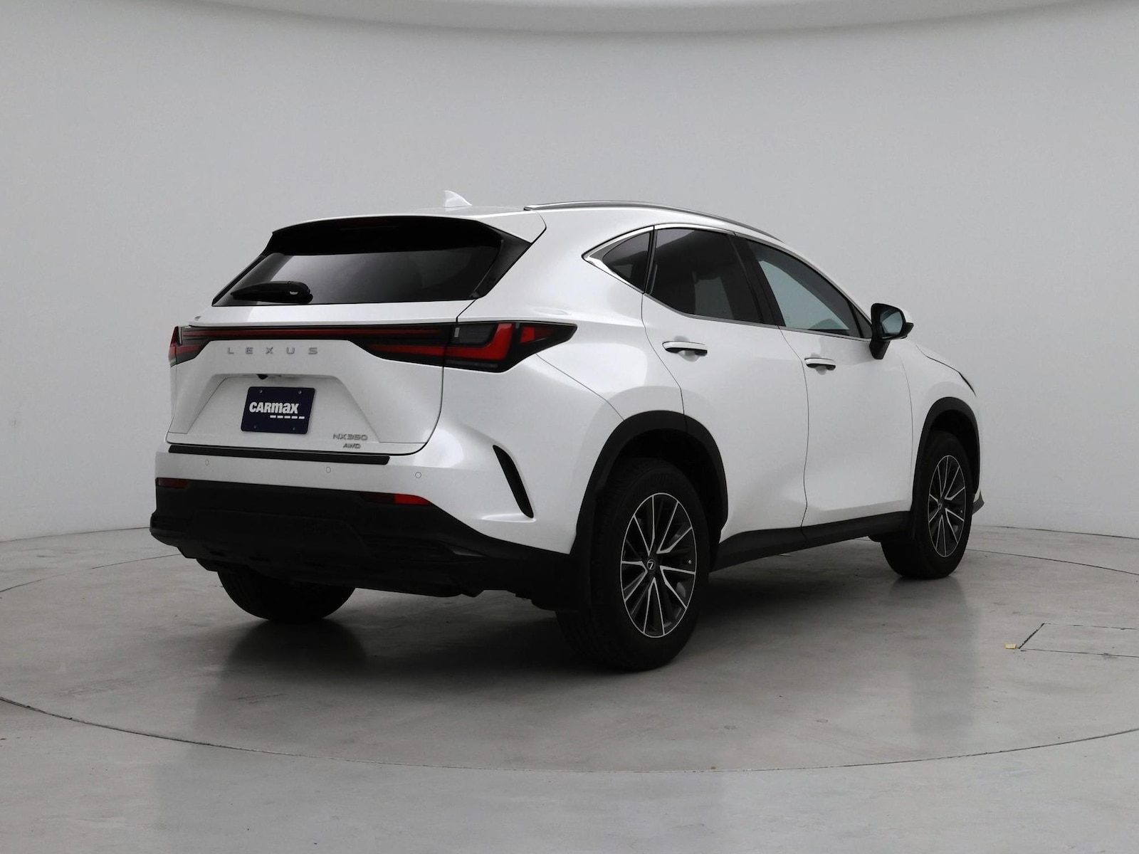 2025 Lexus NX 350 - Photo 9