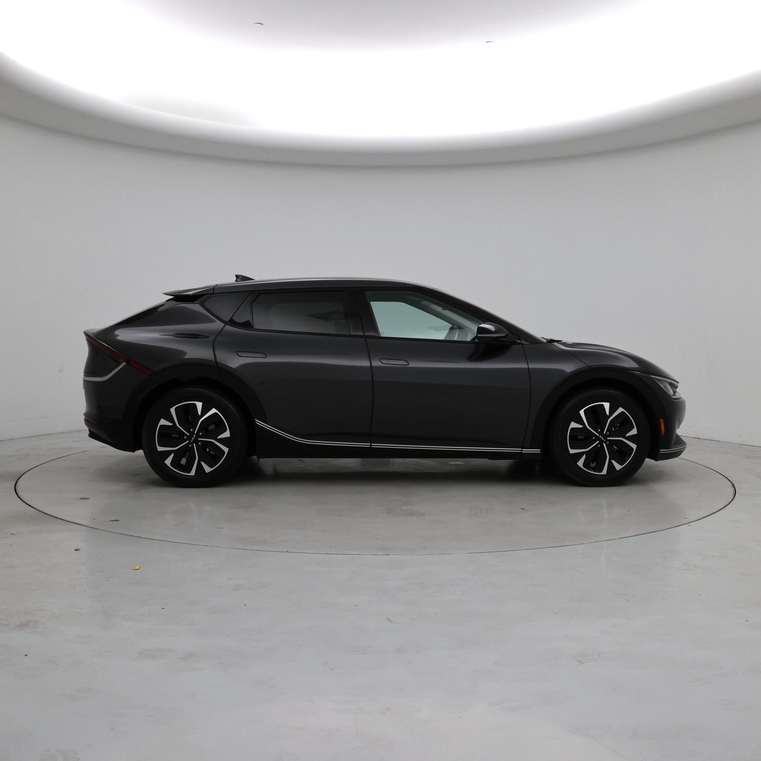 Thumbnail: 2023 Kia EV6 - 7