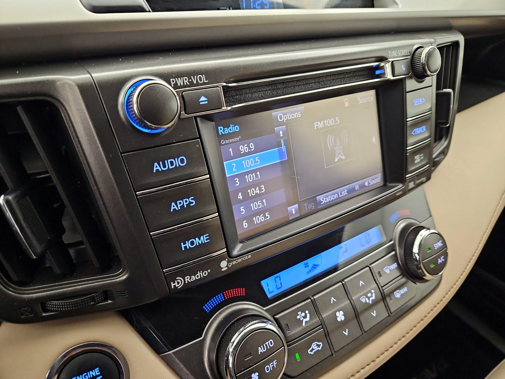 Thumbnail: 2015 Toyota RAV4 - 16