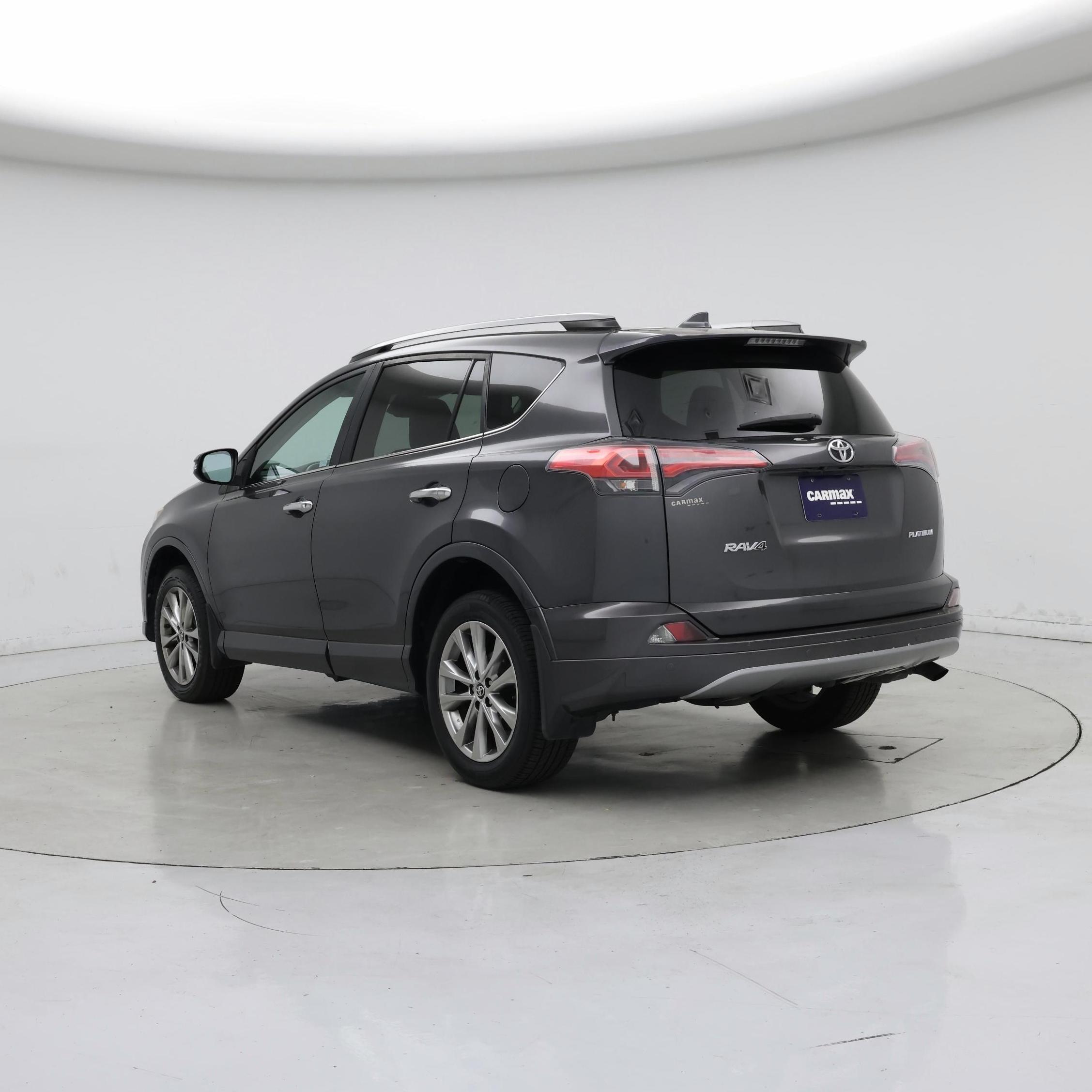Thumbnail: 2017 Toyota RAV4 - 2