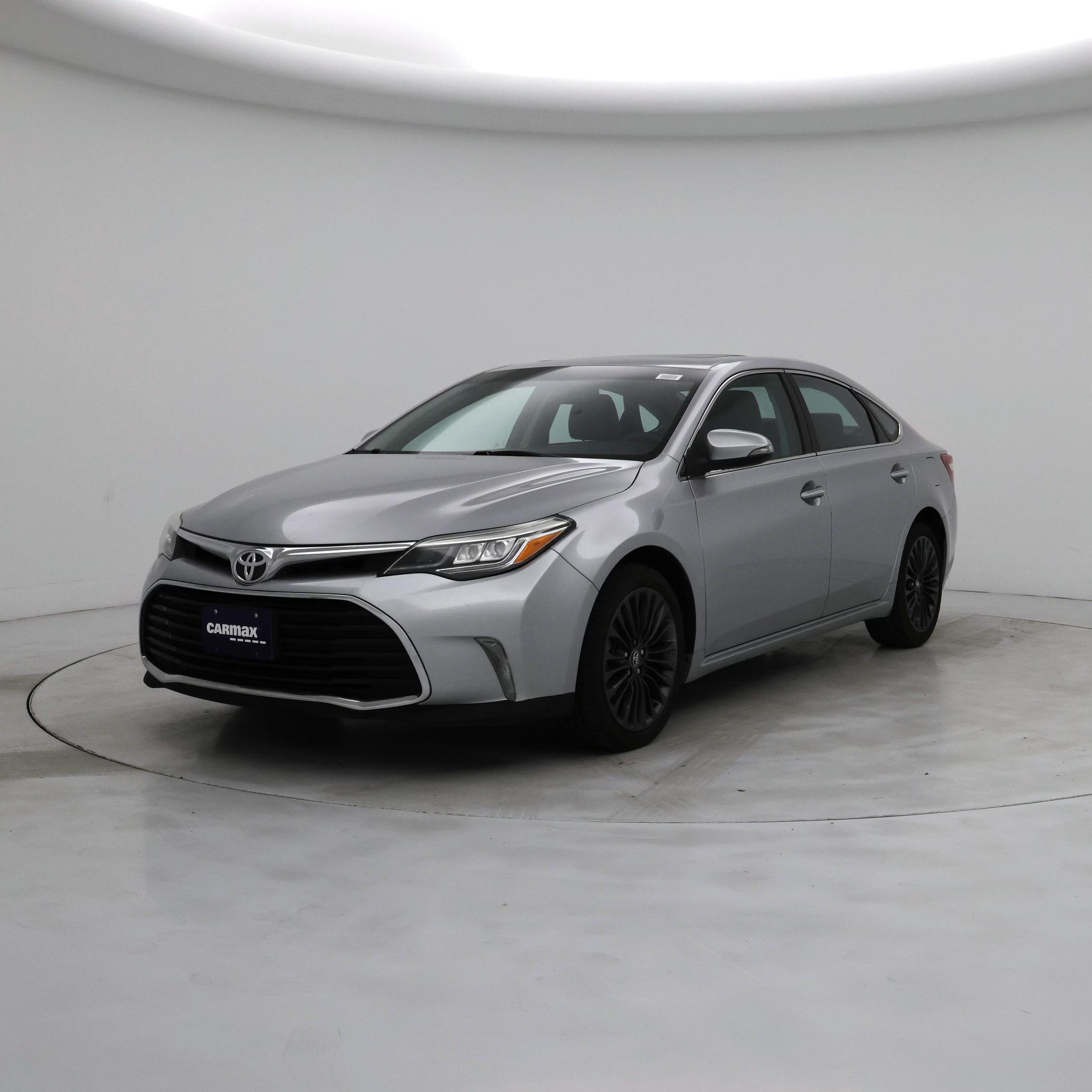 Thumbnail: 2016 Toyota Avalon - 4