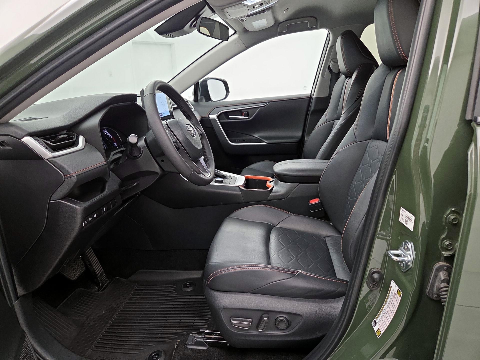 Thumbnail: 2024 Toyota RAV4 - 11