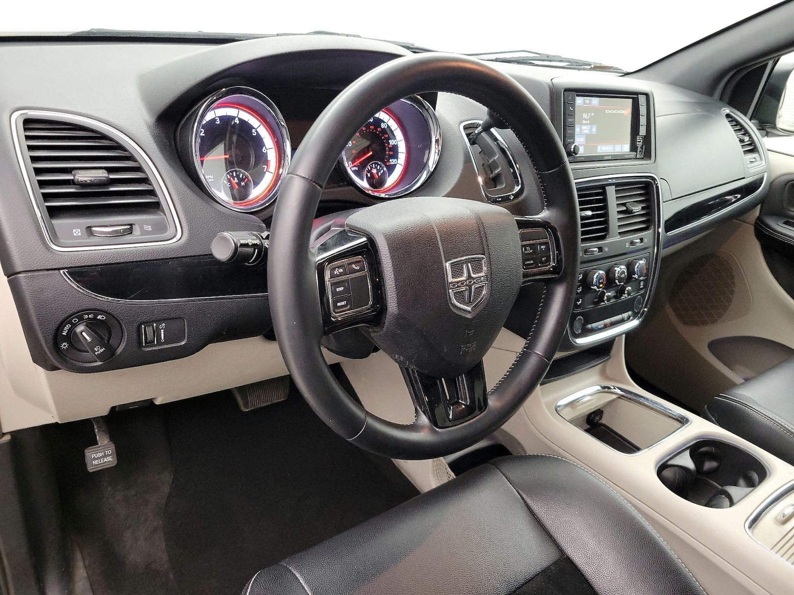 2017 Dodge Grand Caravan SXT - Photo 10