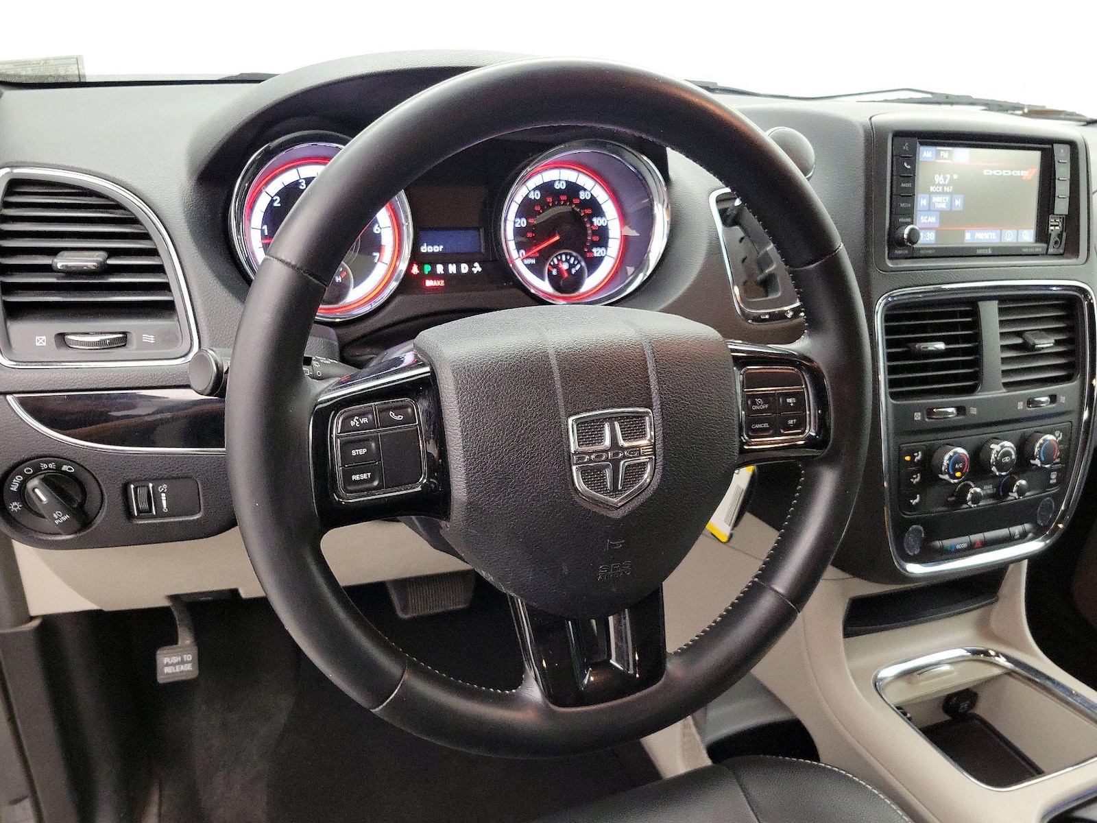 2017 Dodge Grand Caravan SXT - Photo 11