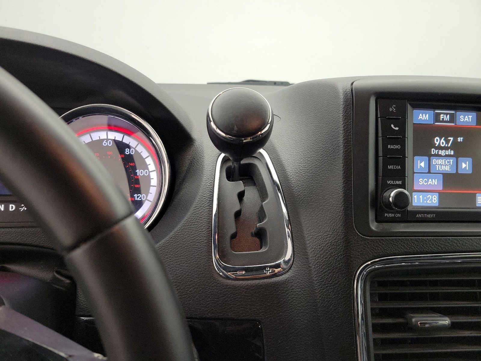 2017 Dodge Grand Caravan SXT - Photo 18
