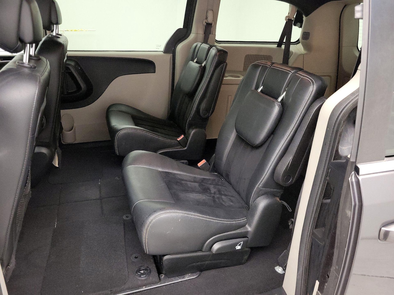 2017 Dodge Grand Caravan SXT - Photo 20