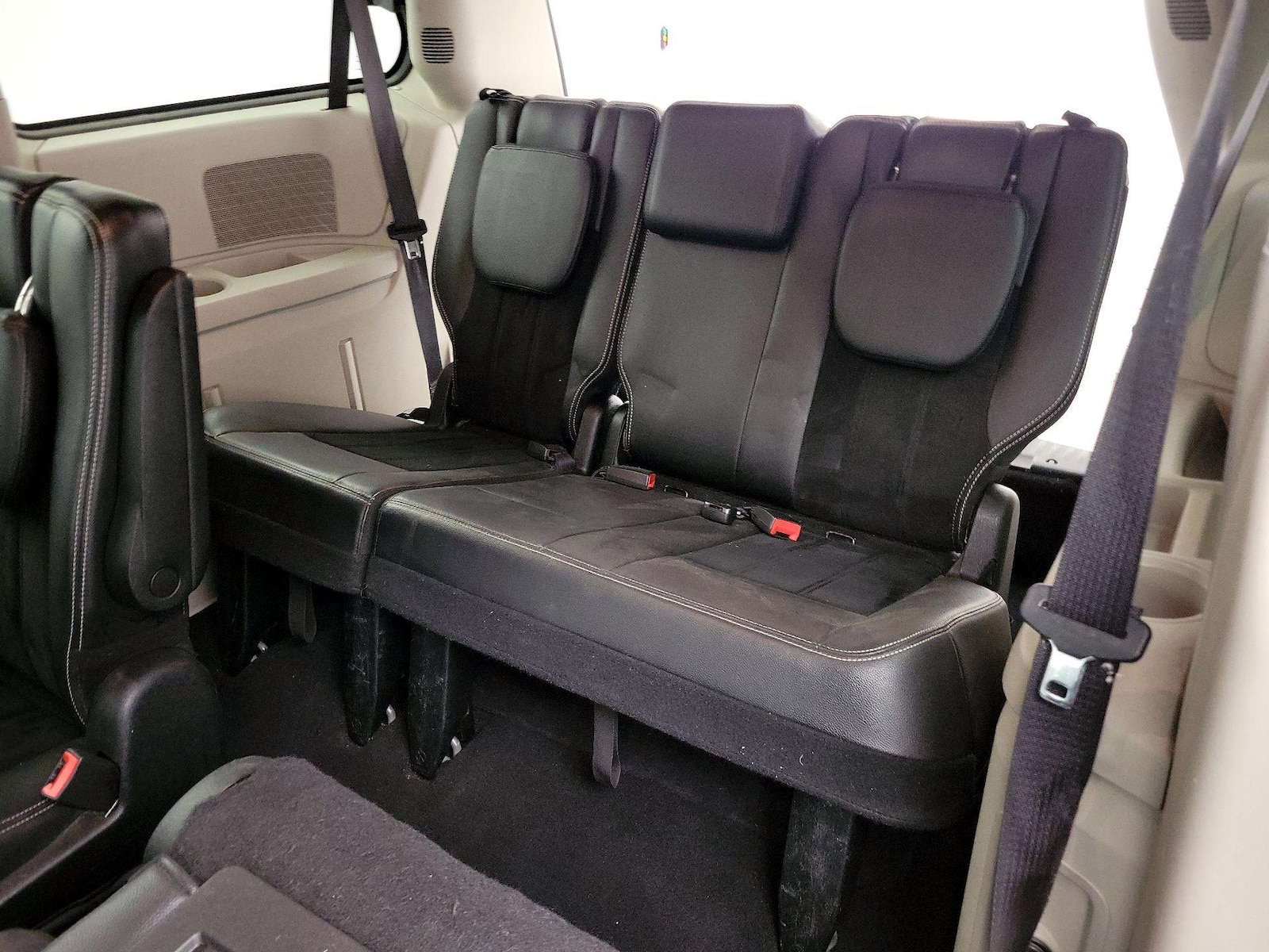2017 Dodge Grand Caravan SXT - Photo 21