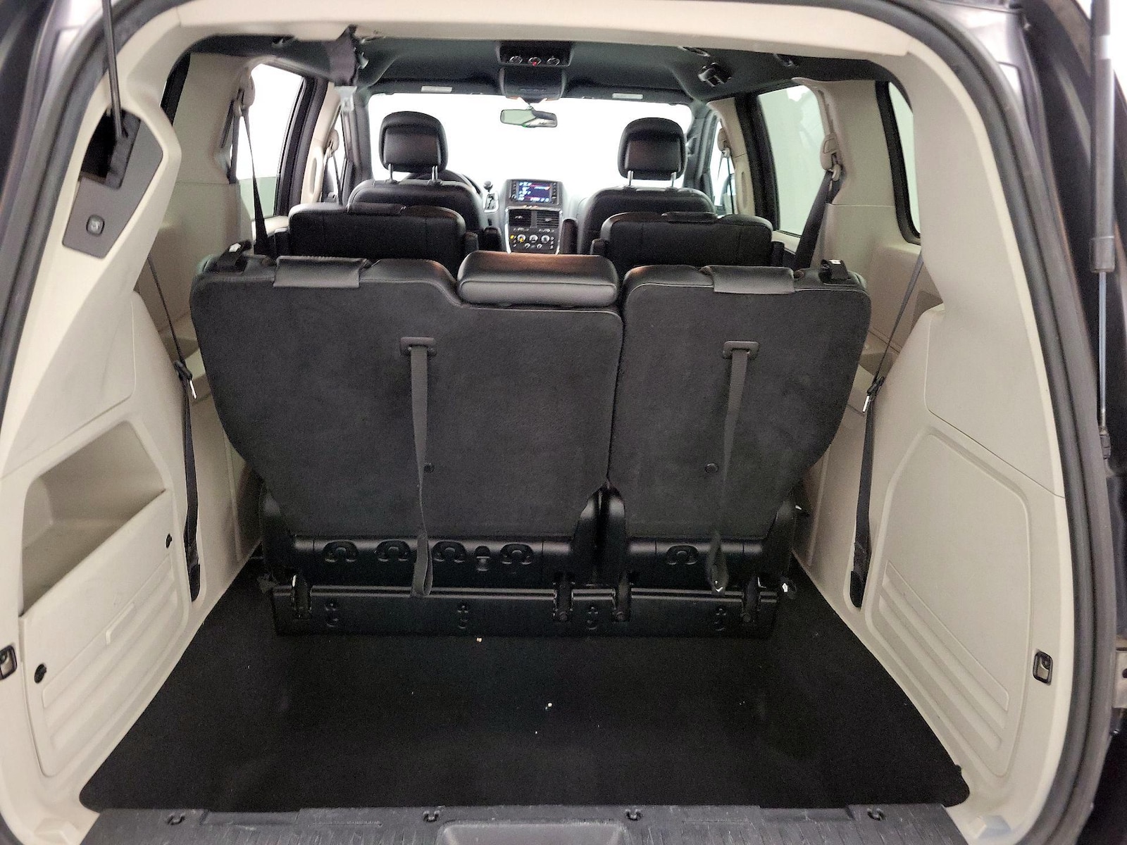 2017 Dodge Grand Caravan SXT - Photo 22