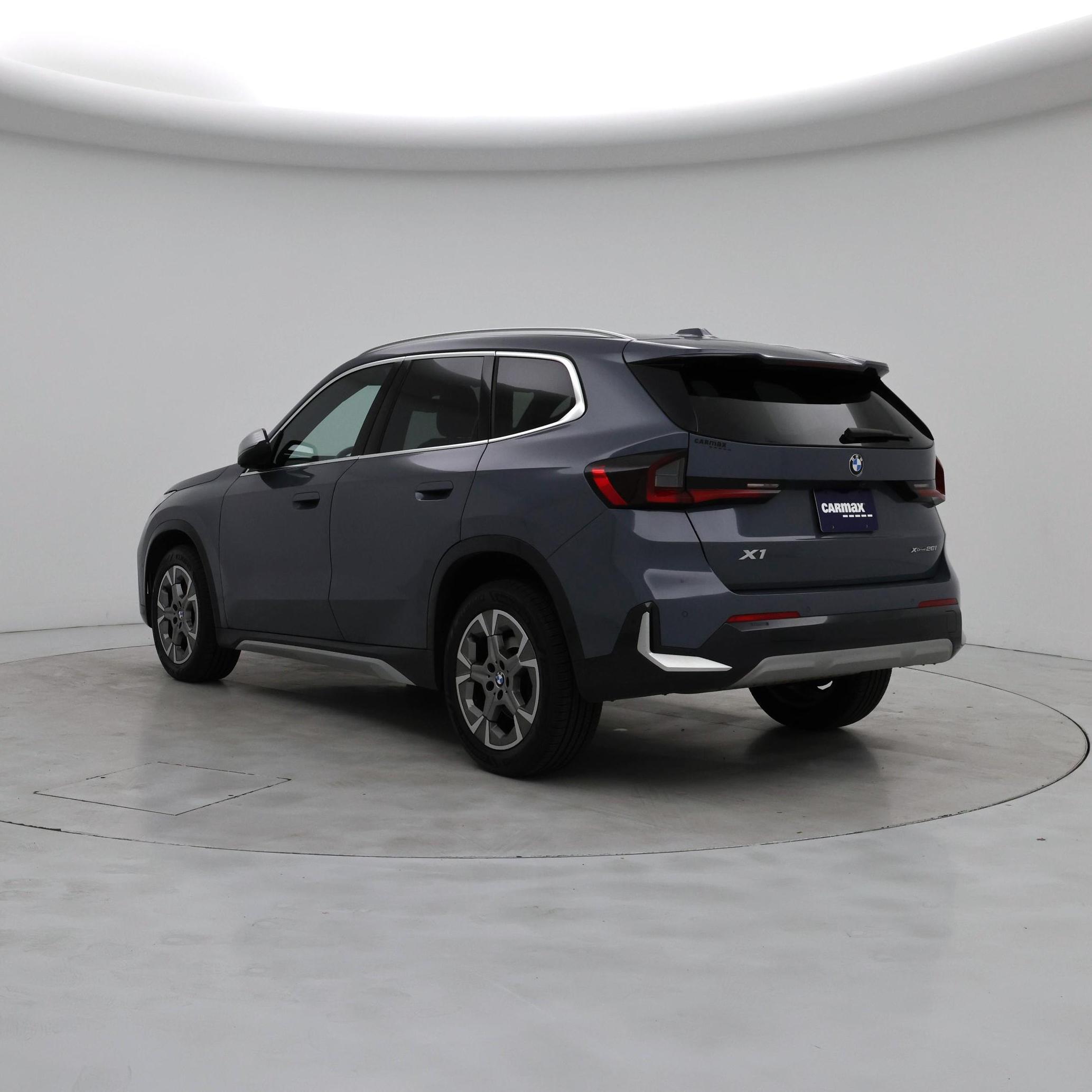 Thumbnail: 2023 BMW X1 - 2