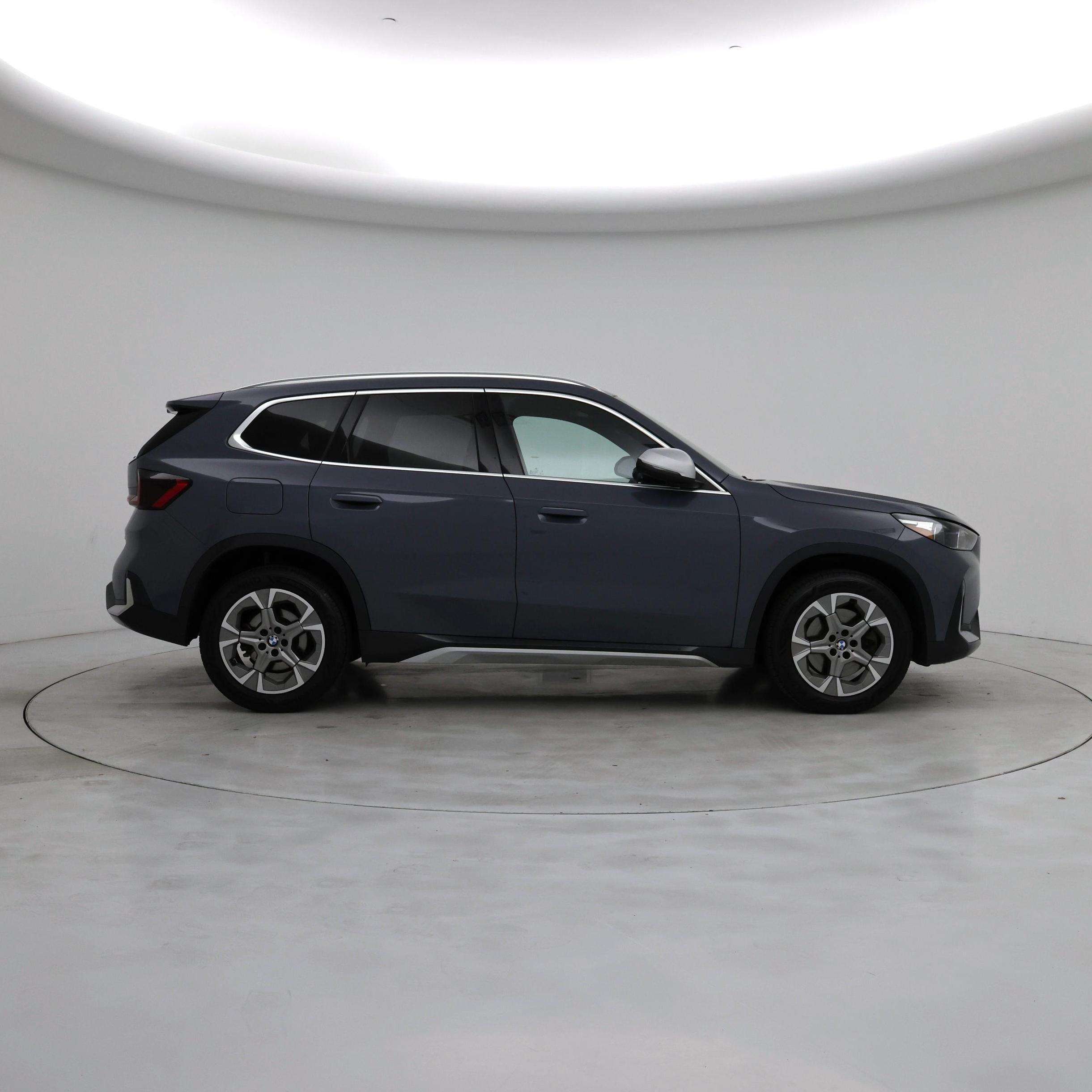 Thumbnail: 2023 BMW X1 - 7